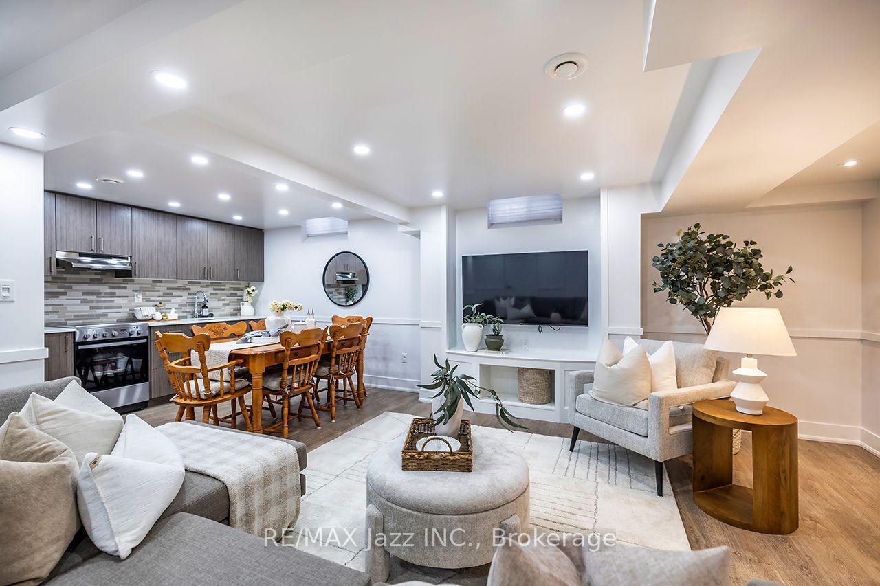 Photo 34 of 626 Strouds Lane, Pickering, Amberlea — HOMEH