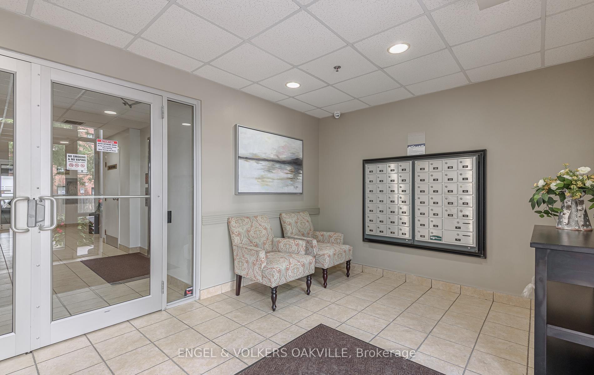 Photo 4 of Unit 404, 391 Plains Road E, Burlington, LaSalle — HOMEH