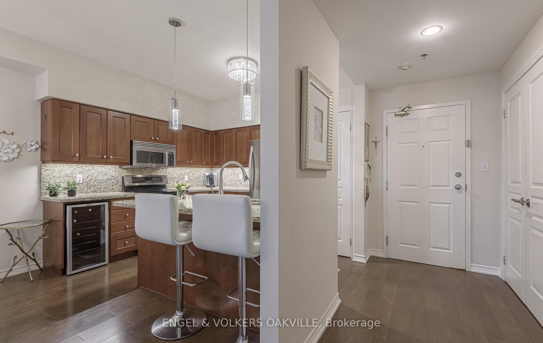 Photo 8 of Unit 404, 391 Plains Road E, Burlington, LaSalle — HOMEH