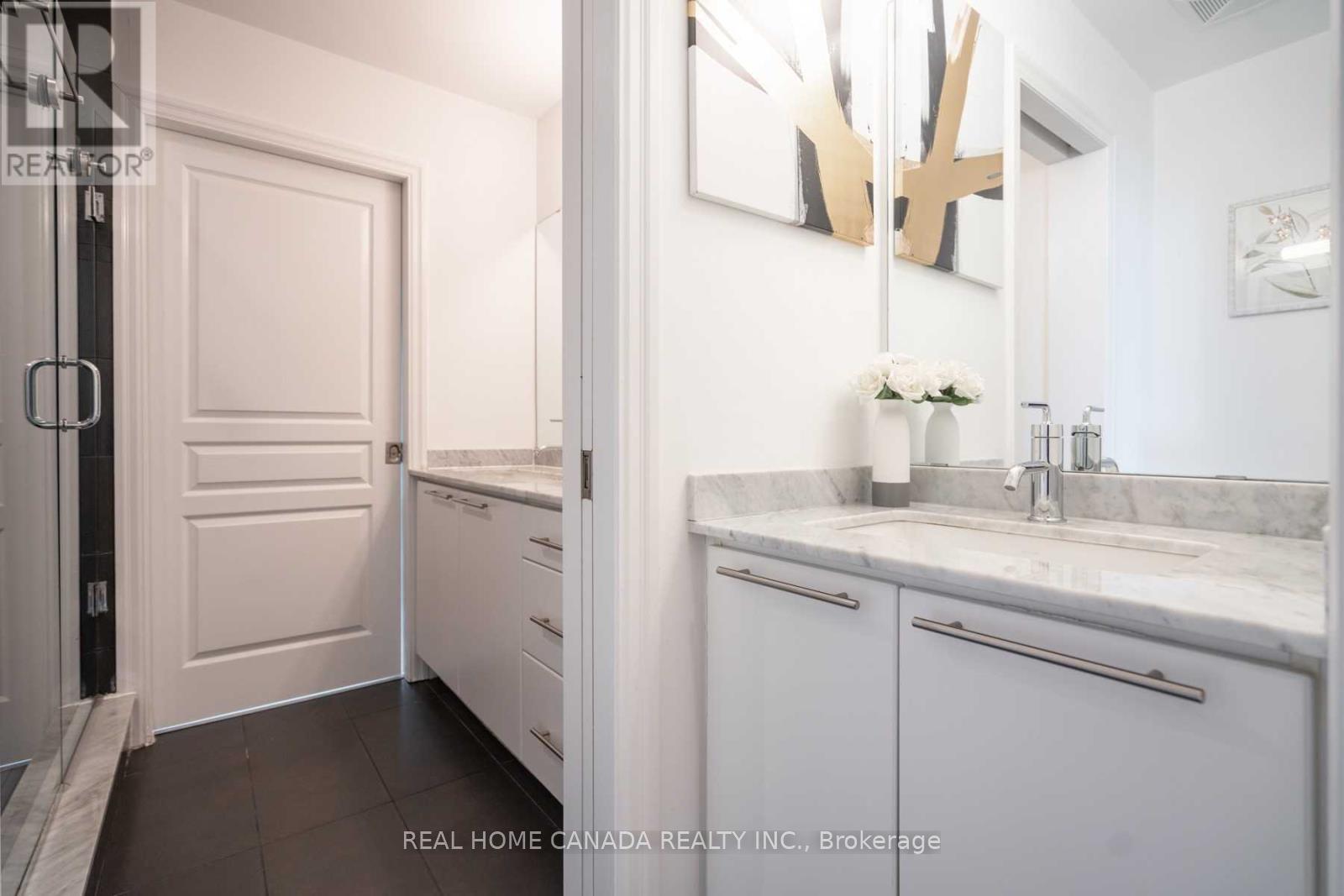 Photo 9 of Unit 1702, 223 Webb Drive, Mississauga, City Centre — HOMEH