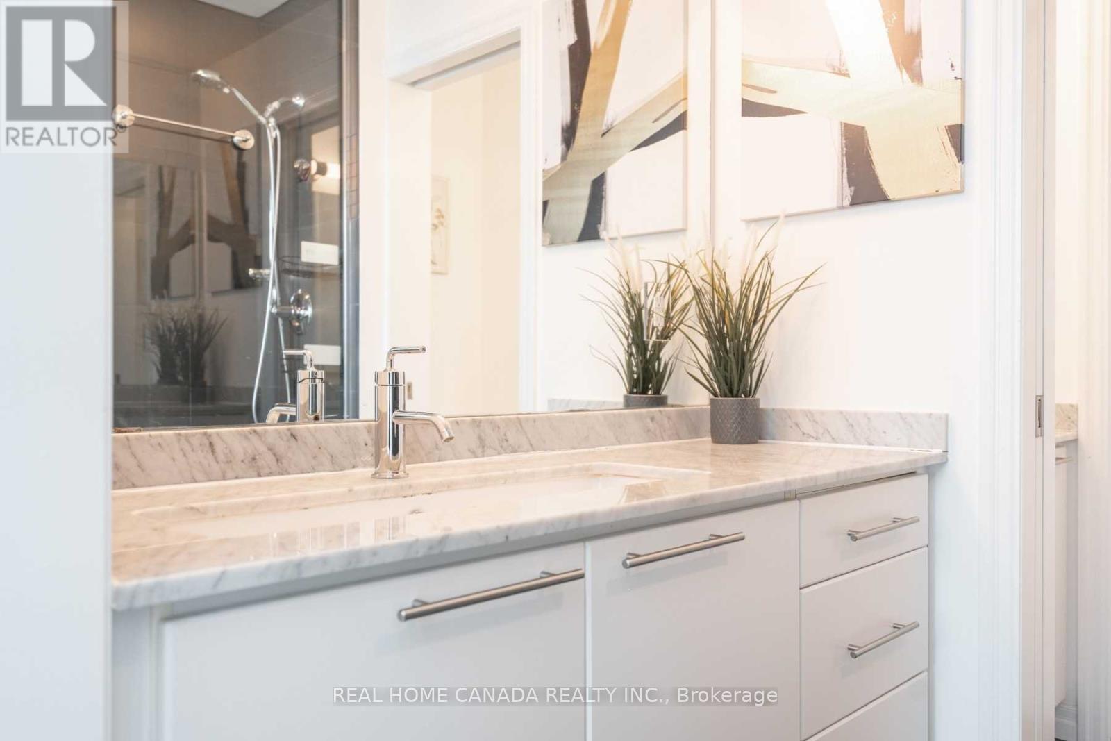 Photo 10 of Unit 1702, 223 Webb Drive, Mississauga, City Centre — HOMEH