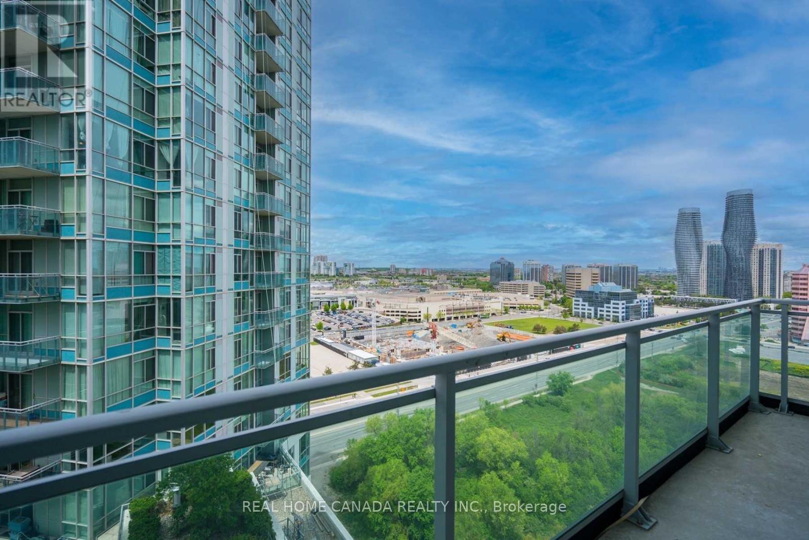 Photo 12 of Unit 1702, 223 Webb Drive, Mississauga, City Centre — HOMEH