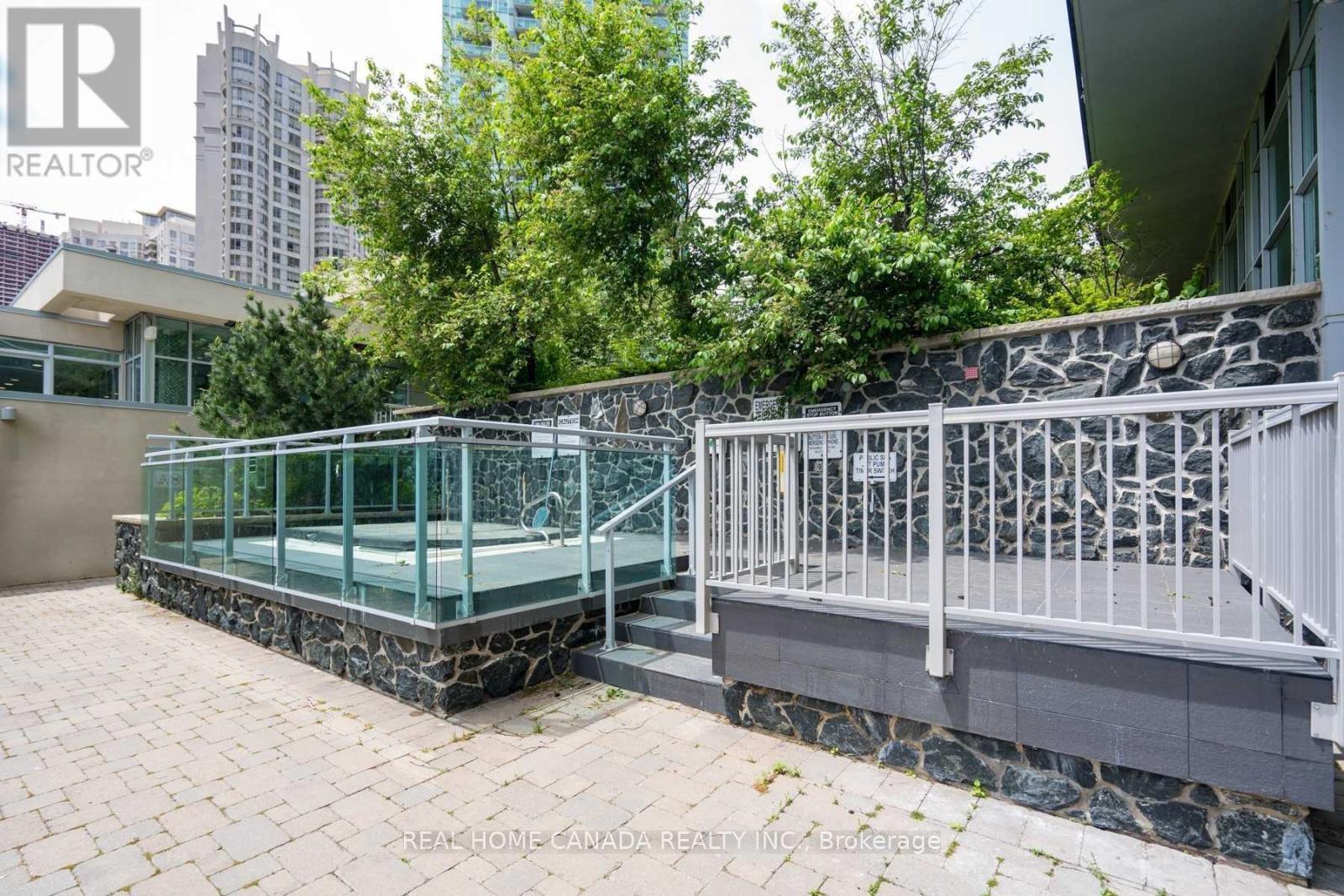 Photo 23 of Unit 1702, 223 Webb Drive, Mississauga, City Centre — HOMEH