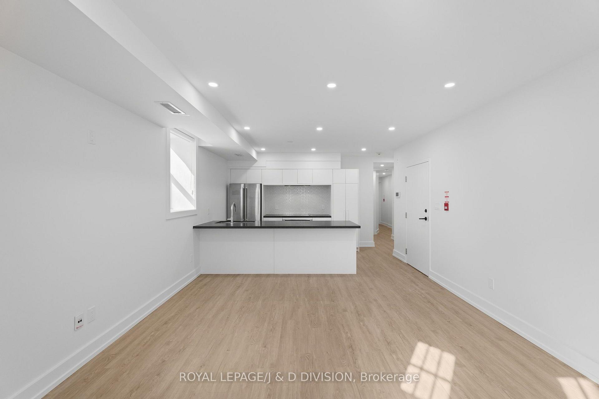 Photo 4 of Unit 2, 314 Lonsdale Road, Toronto, Forest Hill South — HOMEH