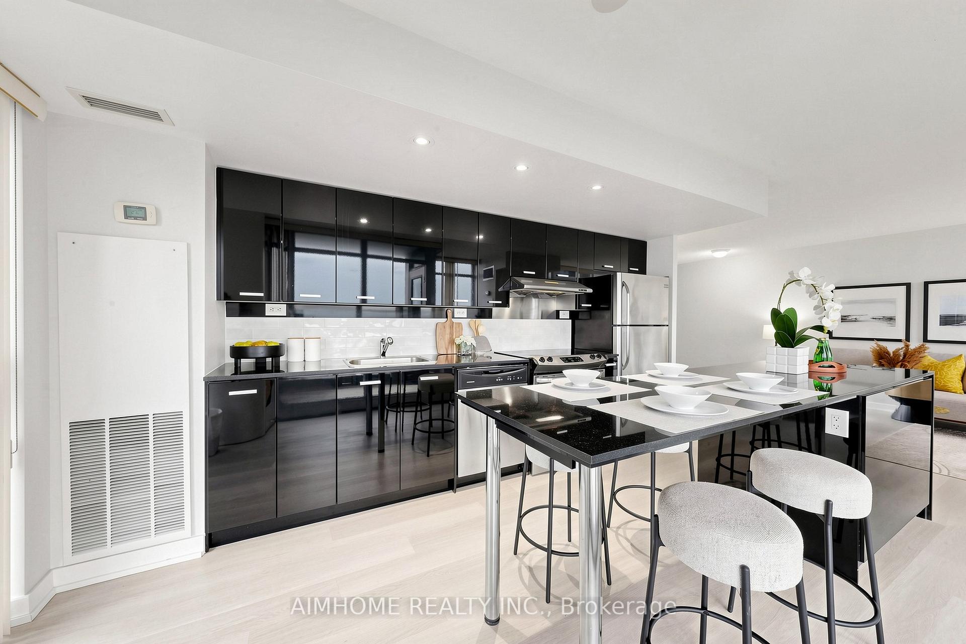 Photo 8 of Unit 921, 19 Singer Court, North York, Bayview Village — HOMEH