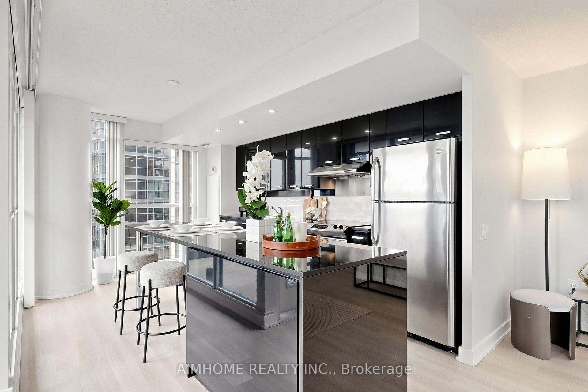 Photo 9 of Unit 921, 19 Singer Court, North York, Bayview Village — HOMEH