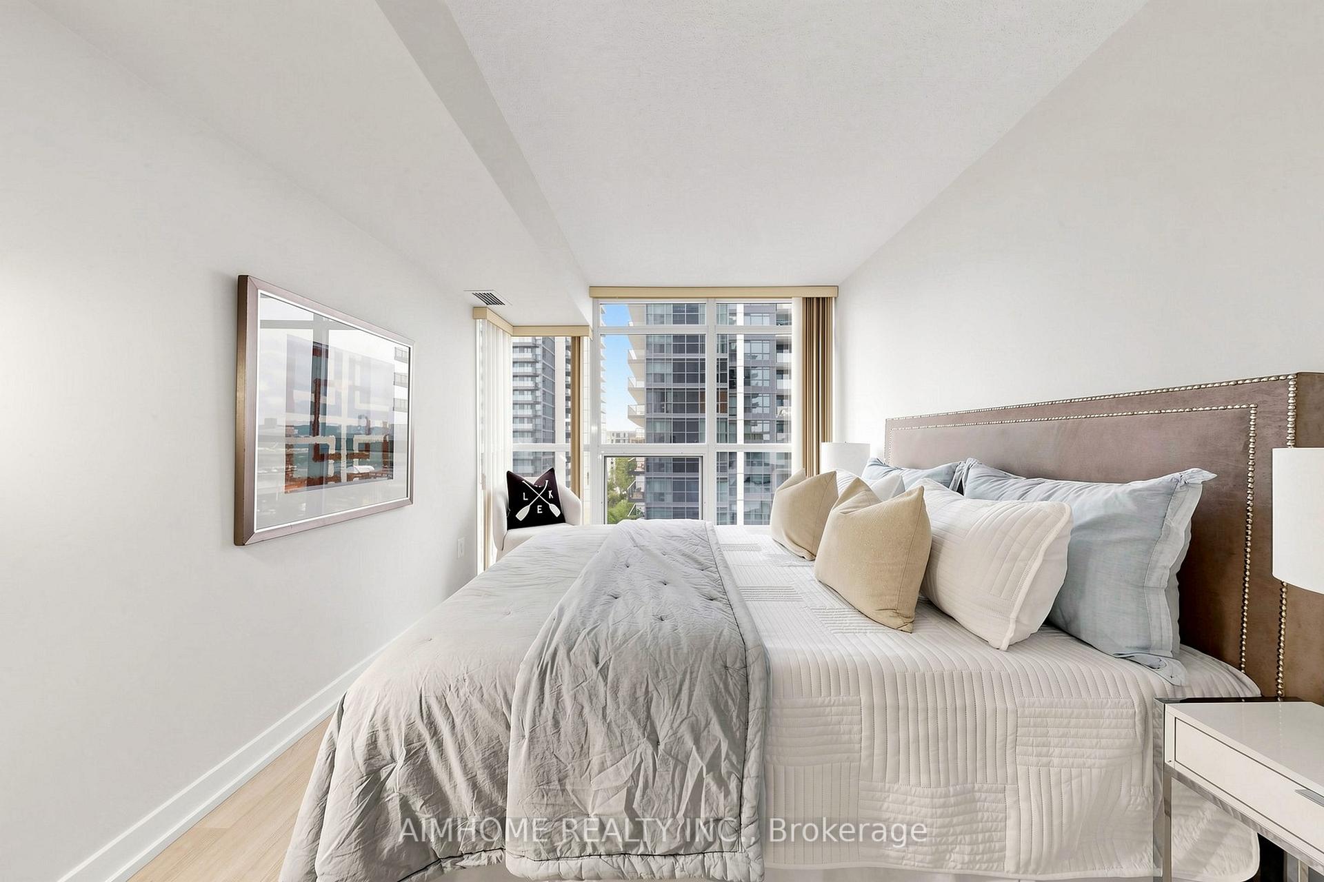 Photo 13 of Unit 921, 19 Singer Court, North York, Bayview Village — HOMEH