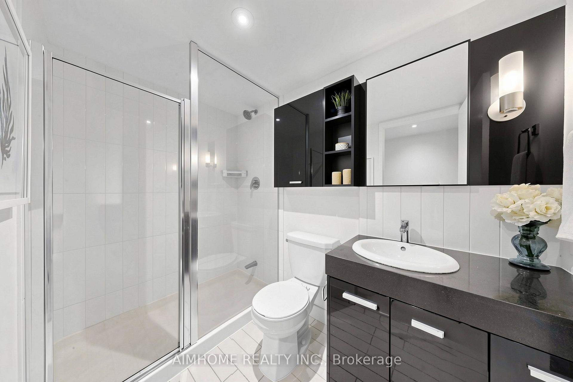 Photo 19 of Unit 921, 19 Singer Court, North York, Bayview Village — HOMEH