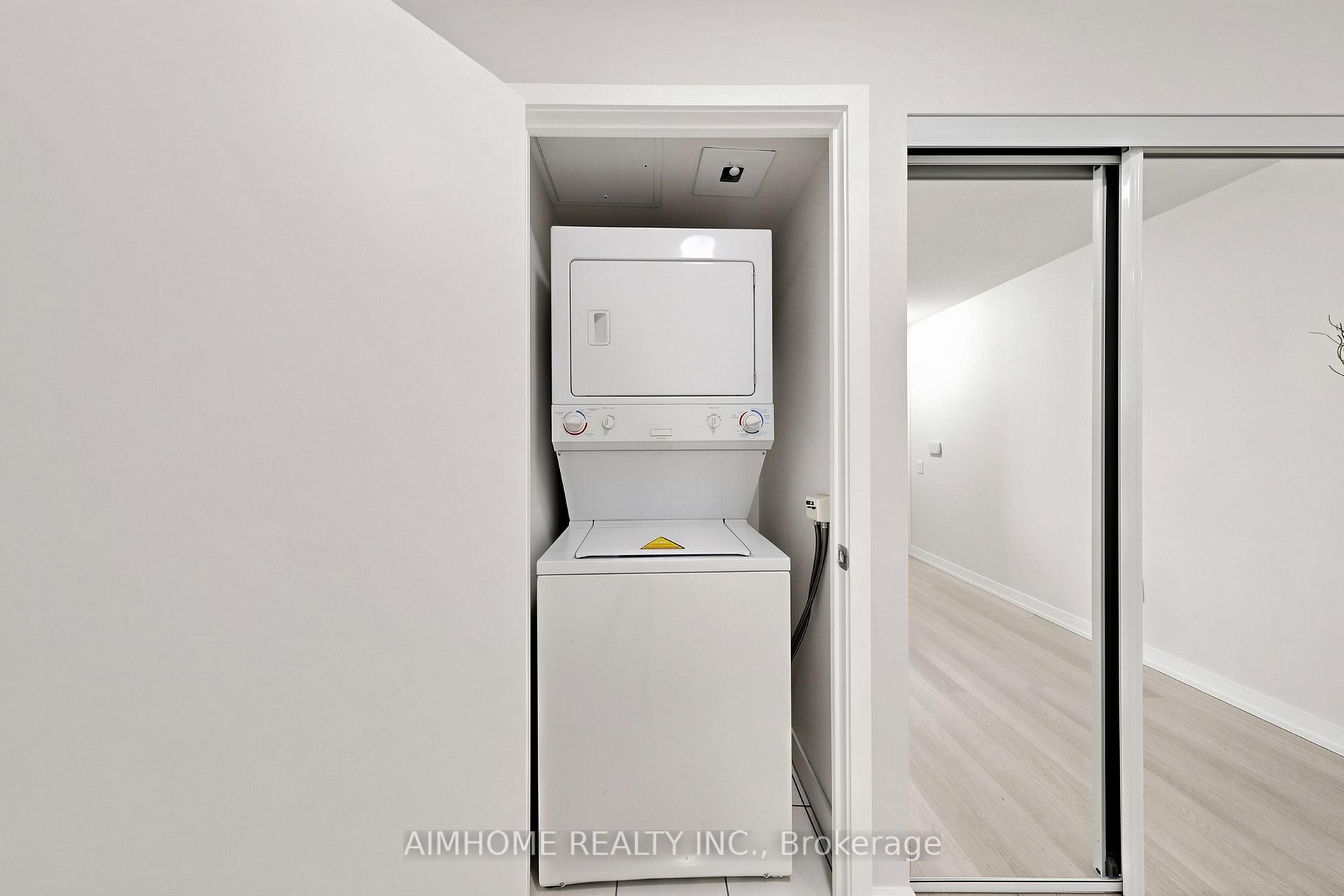 Photo 20 of Unit 921, 19 Singer Court, North York, Bayview Village — HOMEH