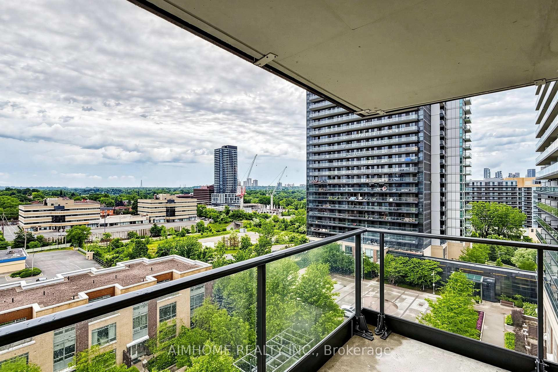 Photo 21 of Unit 921, 19 Singer Court, North York, Bayview Village — HOMEH