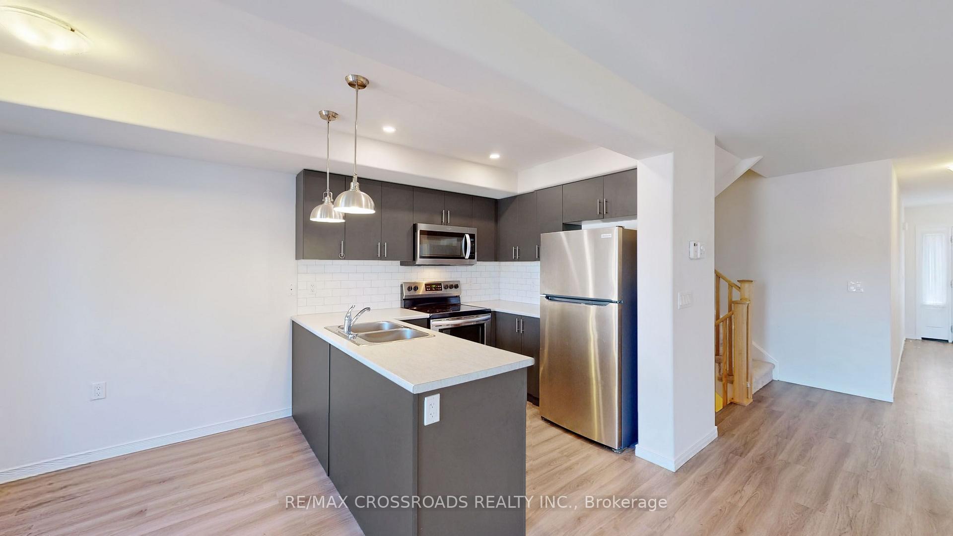 Photo 12 of 1638 Hetherington Drive, Peterborough, Northcrest Ward 5 — HOMEH