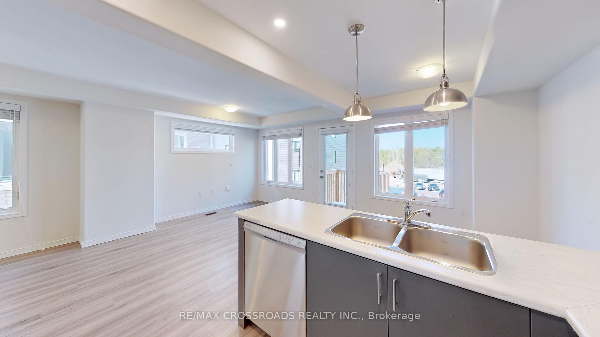 Photo 14 of 1638 Hetherington Drive, Peterborough, Northcrest Ward 5 — HOMEH