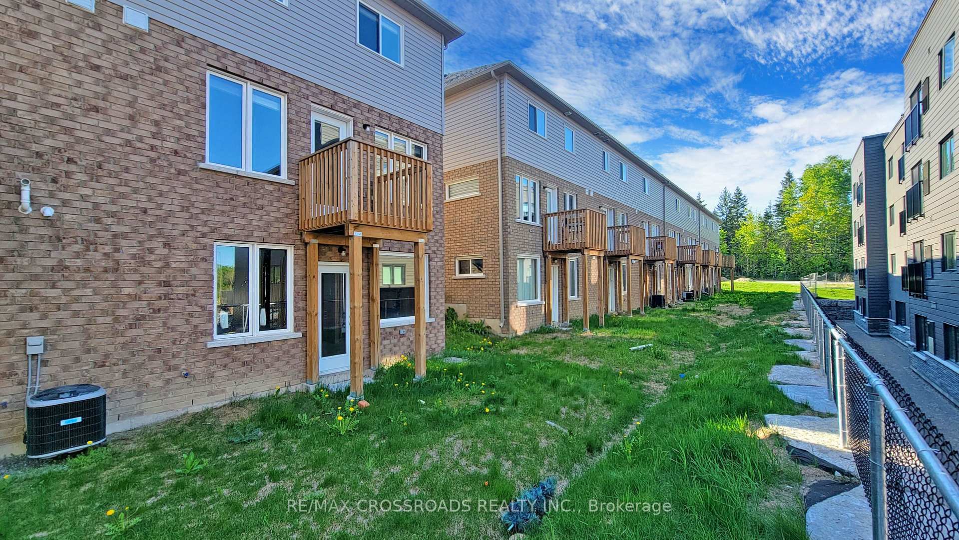 Photo 49 of 1638 Hetherington Drive, Peterborough, Northcrest Ward 5 — HOMEH