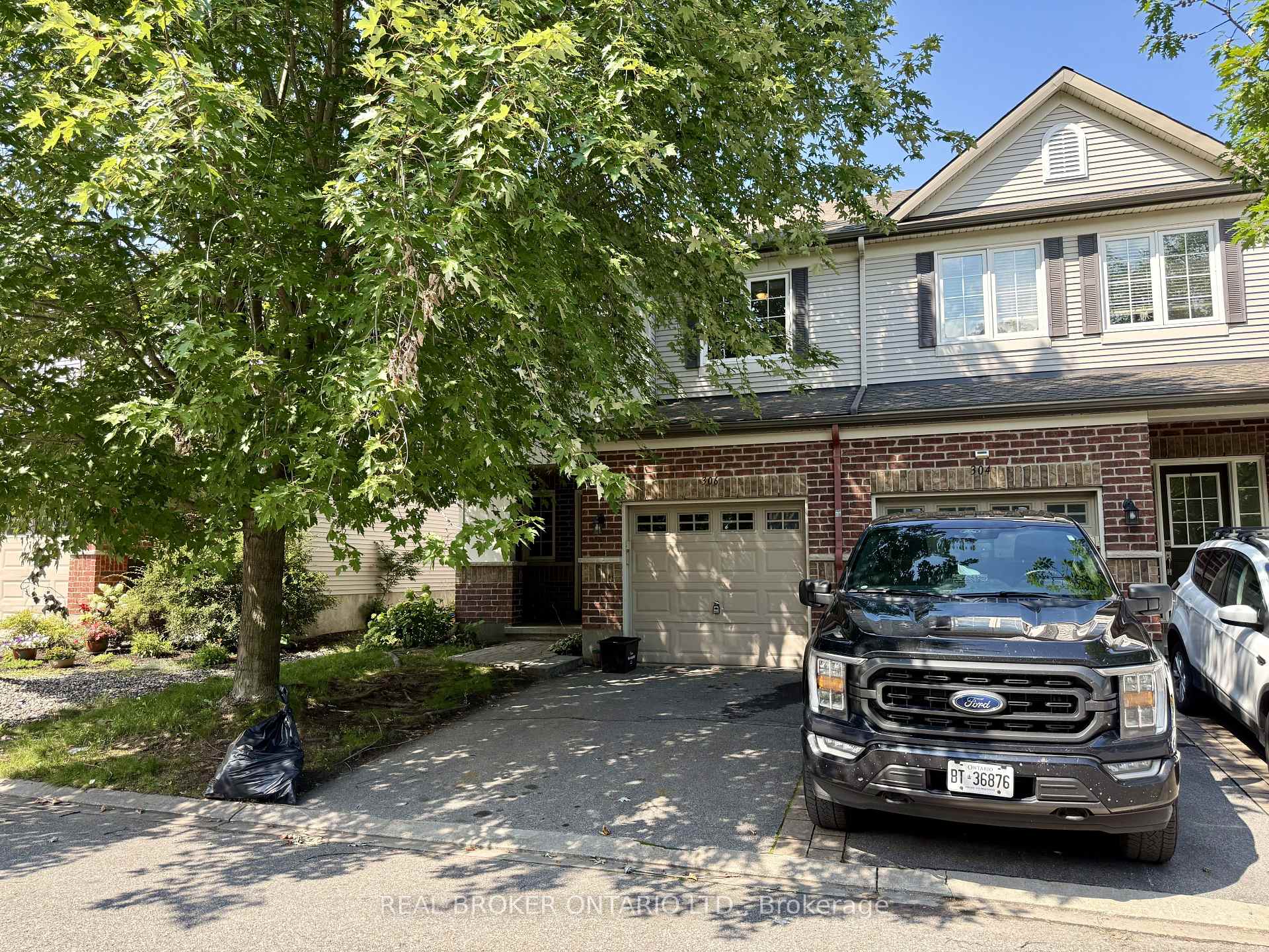 Photo 2 of 306 Aldworth Private, Ottawa, Stittsville (South) — HOMEH
