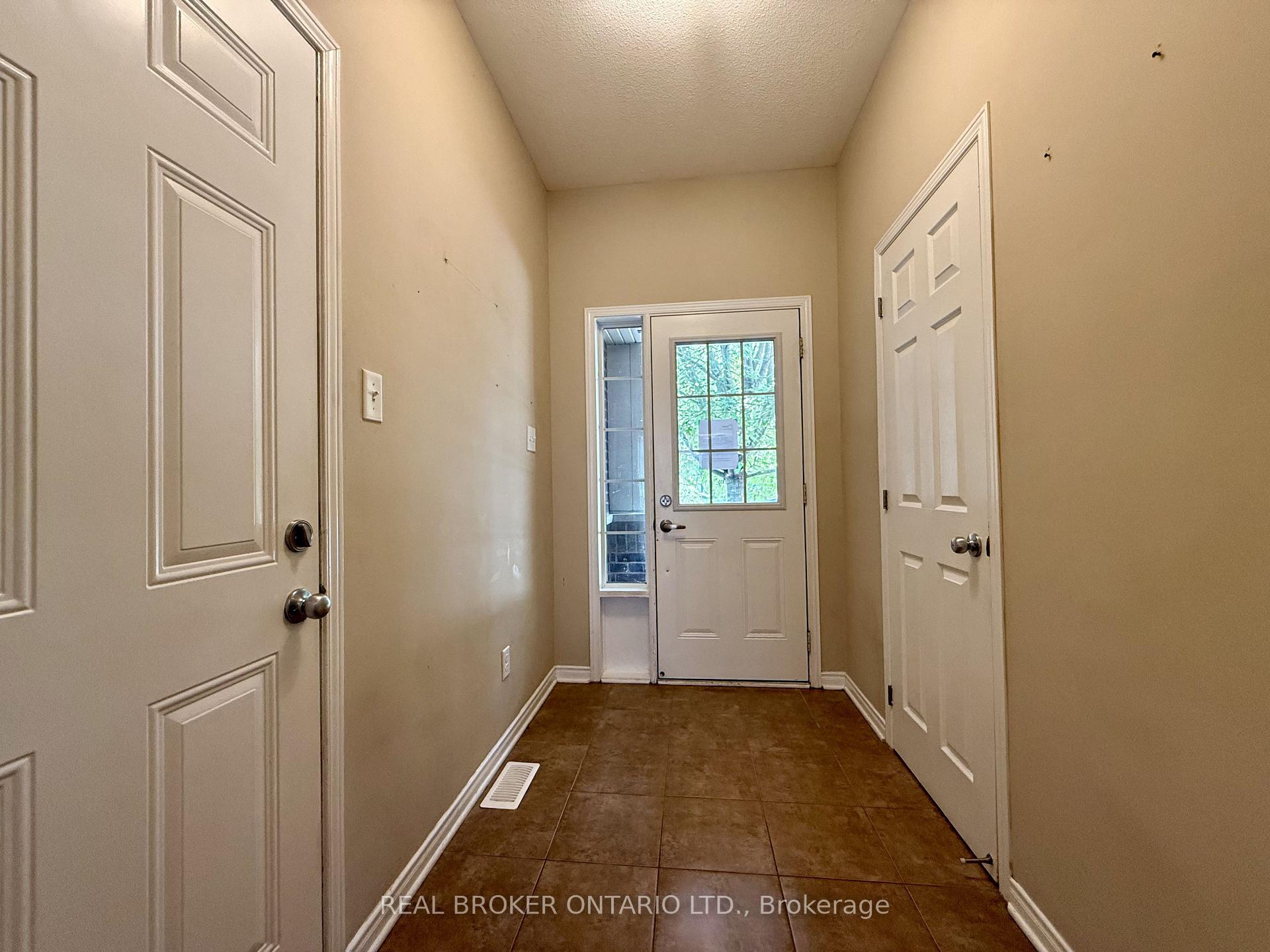 Photo 8 of 306 Aldworth Private, Ottawa, Stittsville (South) — HOMEH