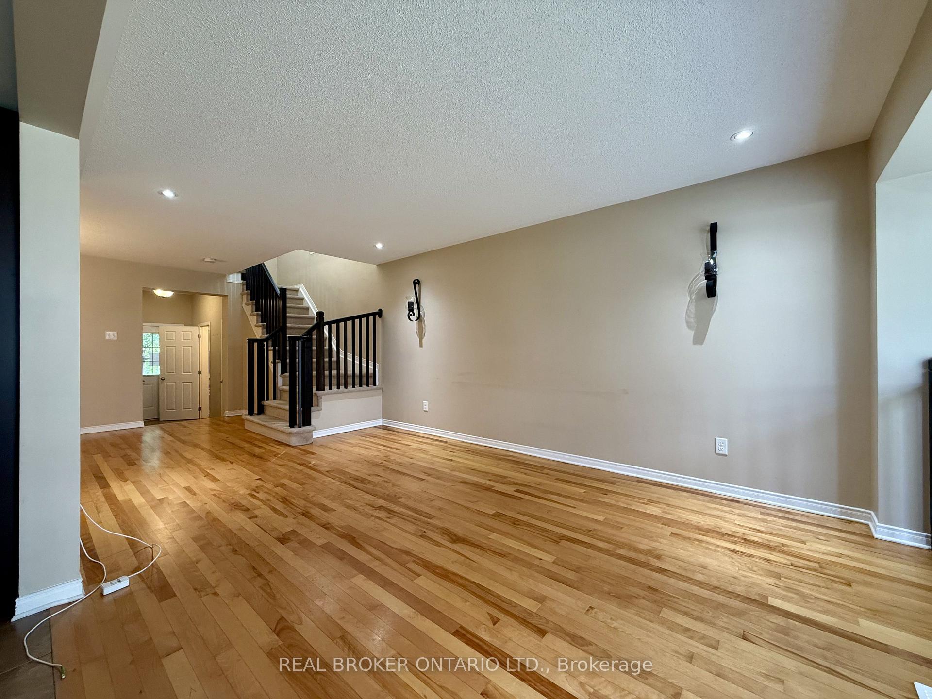 Photo 36 of 306 Aldworth Private, Ottawa, Stittsville (South) — HOMEH