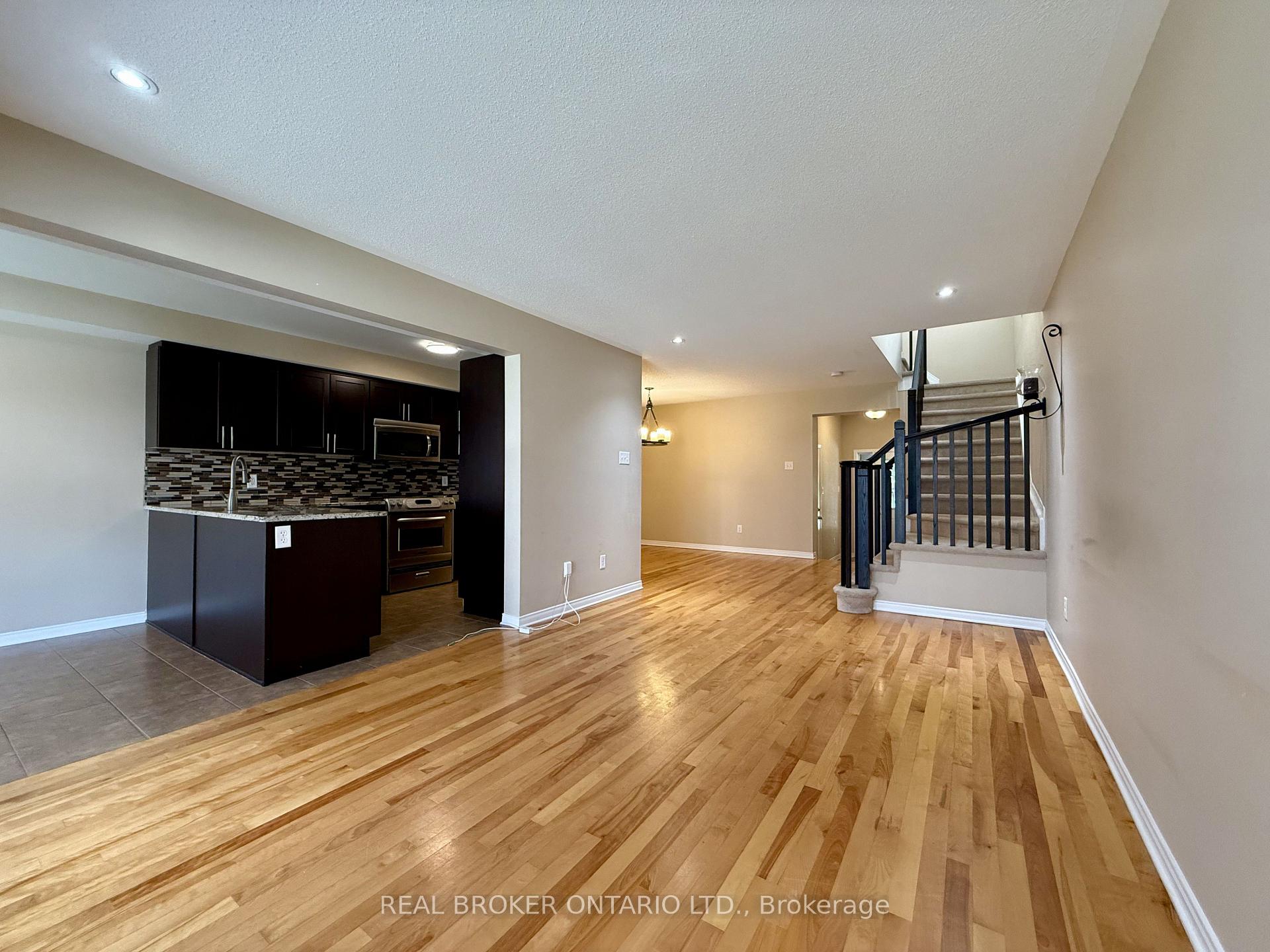 Photo 38 of 306 Aldworth Private, Ottawa, Stittsville (South) — HOMEH