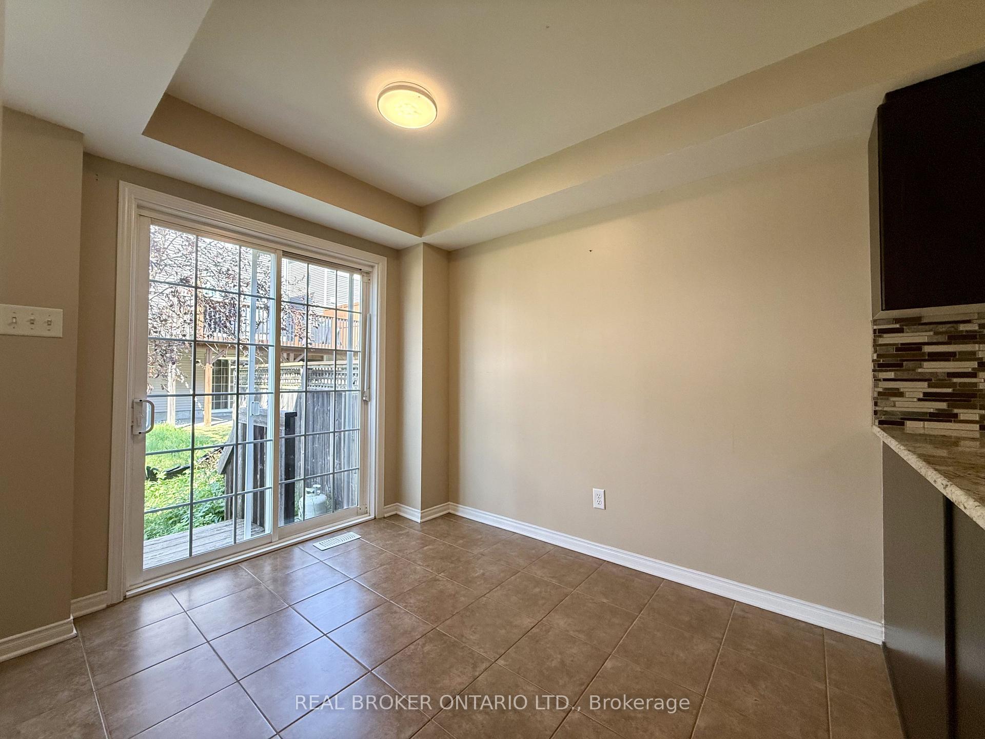Photo 40 of 306 Aldworth Private, Ottawa, Stittsville (South) — HOMEH