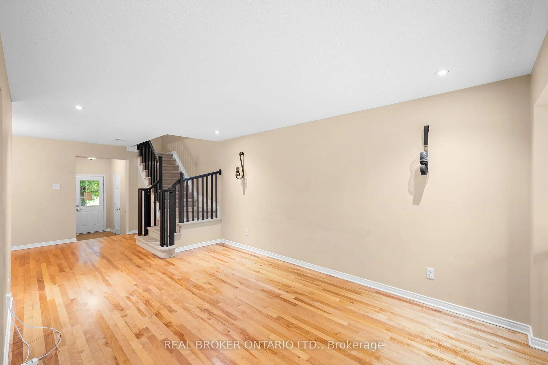 Photo 25 of 306 Aldworth Private, Ottawa, Stittsville (South) — HOMEH