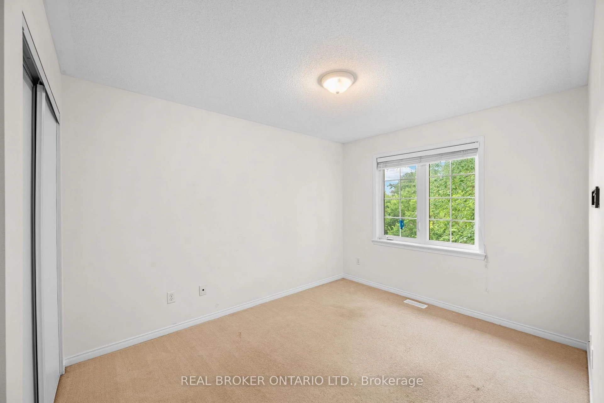 Photo 37 of 306 Aldworth Private, Ottawa, Stittsville (South) — HOMEH