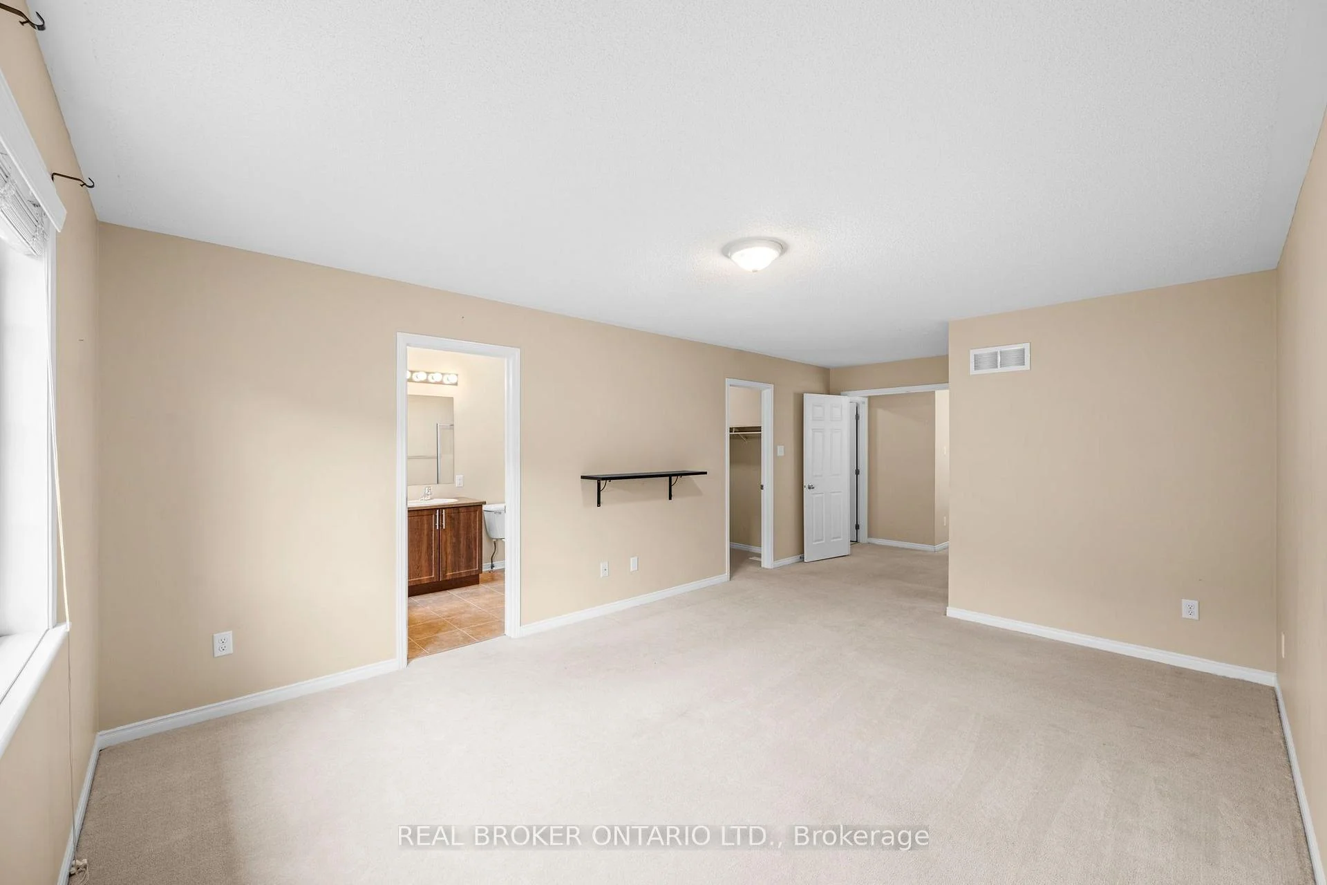 Photo 43 of 306 Aldworth Private, Ottawa, Stittsville (South) — HOMEH