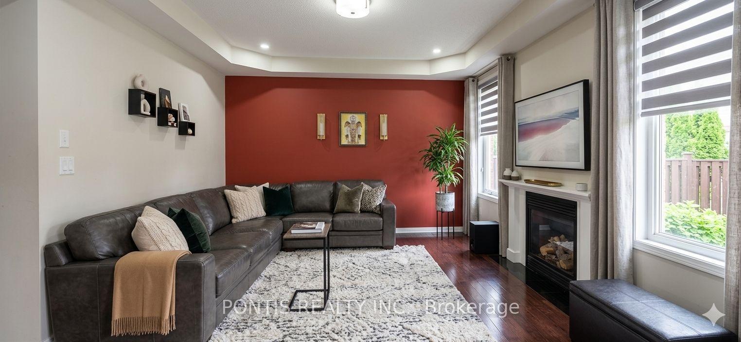 Photo 3 of 33 Clyde Road, Brampton, Fletcher's Creek Village — HOMEH