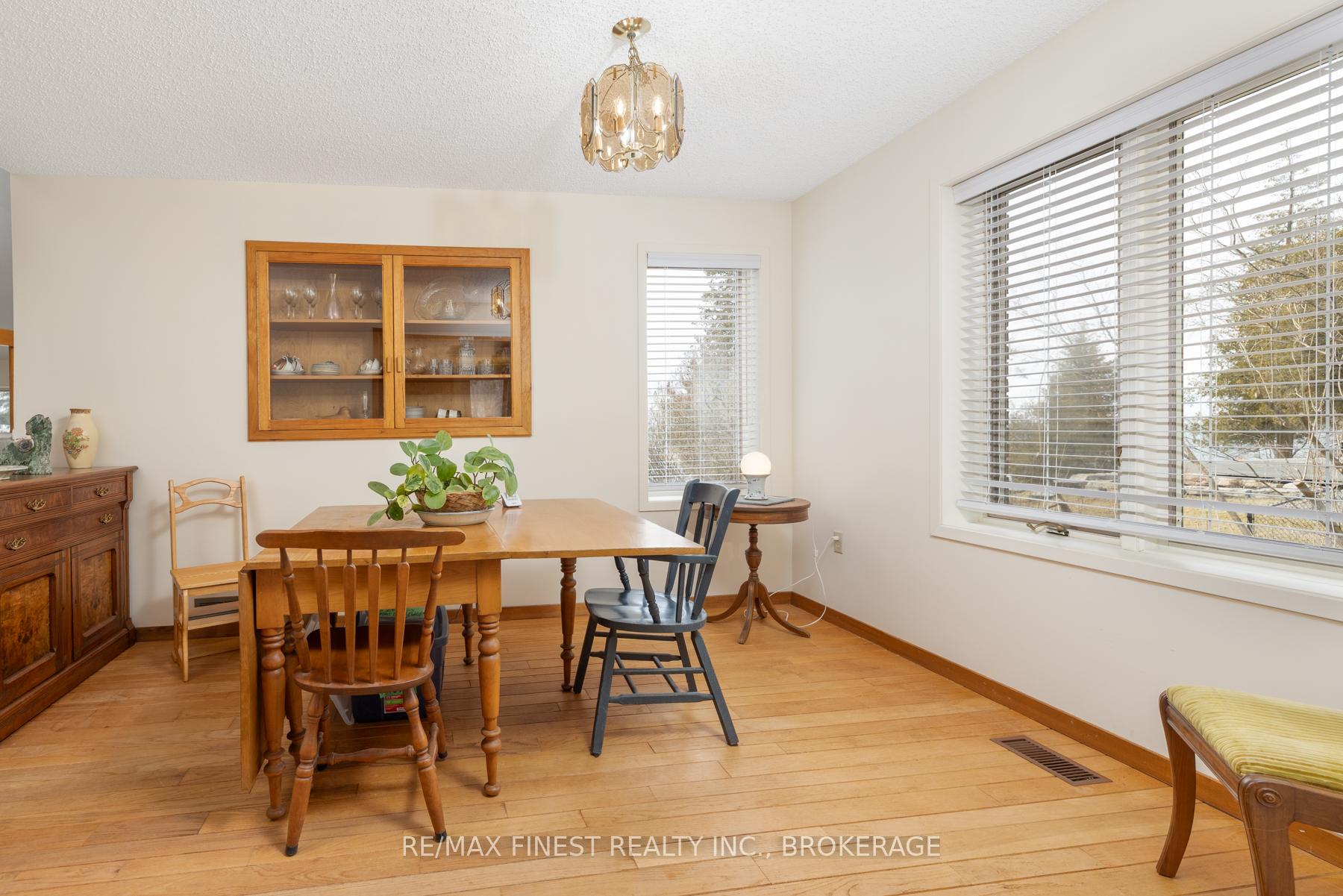 Photo 10 of 1141 Front Road, Kingston, City SouthWest — HOMEH