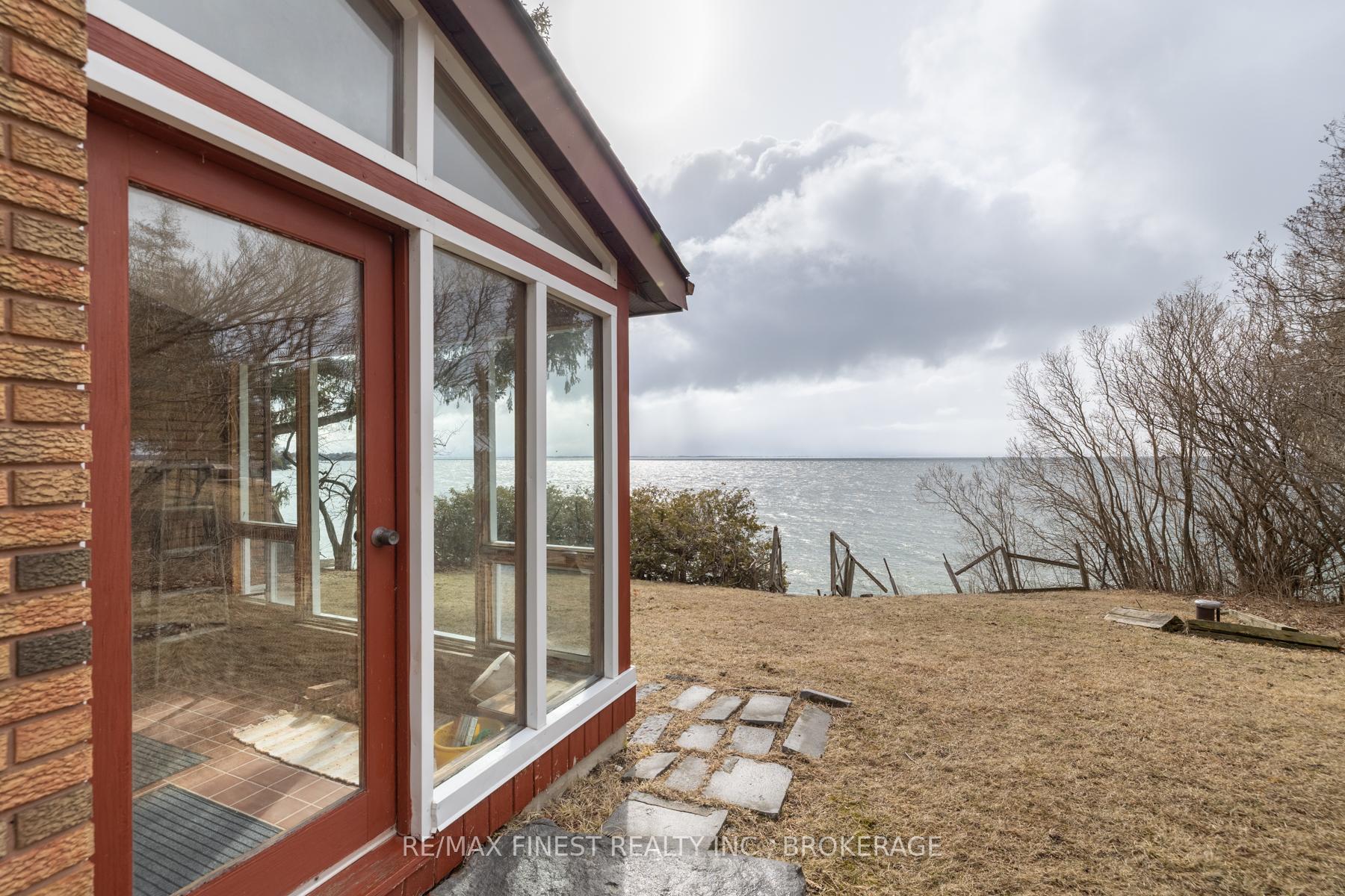 Photo 33 of 1141 Front Road, Kingston, City SouthWest — HOMEH