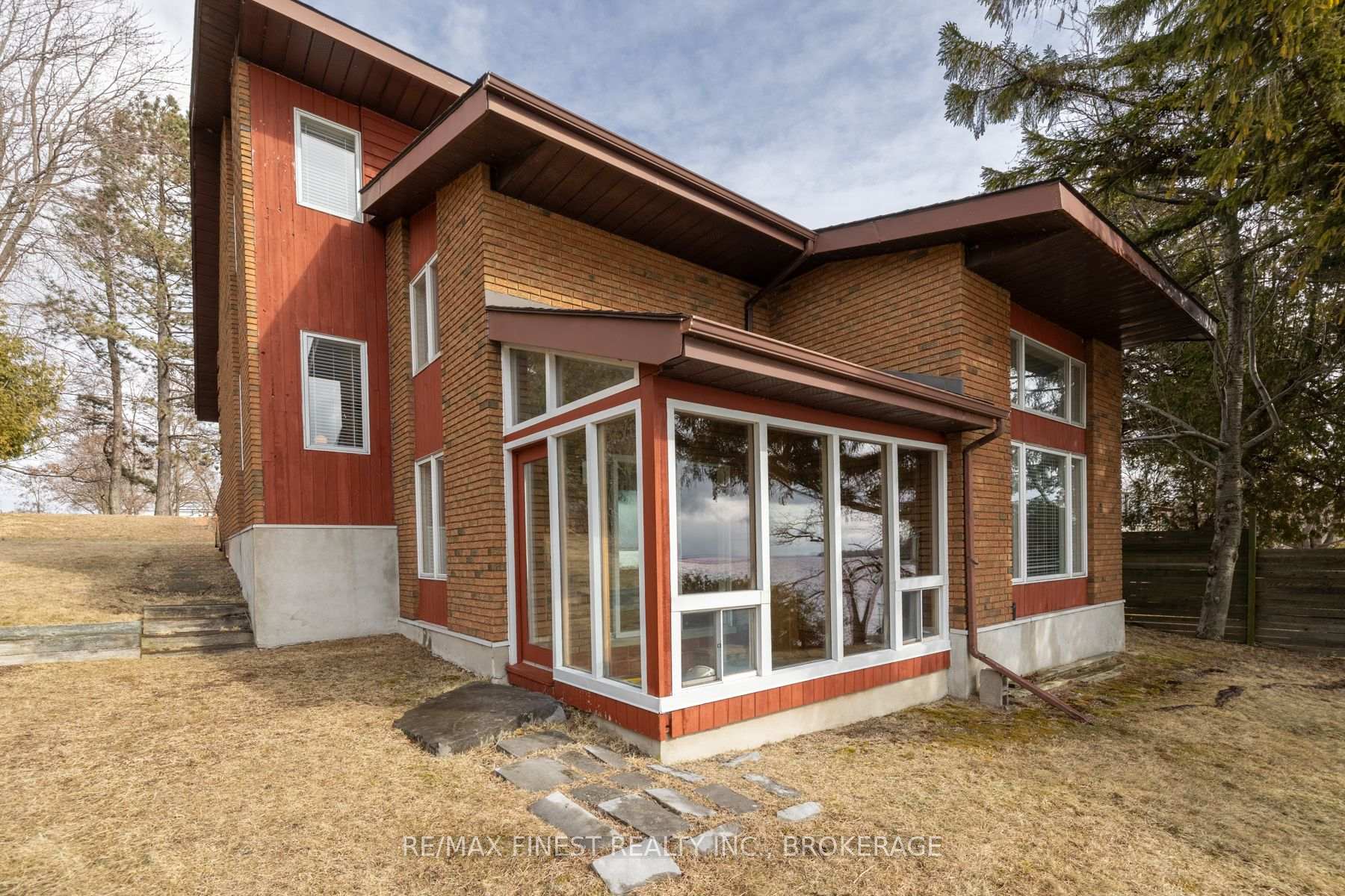 Photo 34 of 1141 Front Road, Kingston, City SouthWest — HOMEH