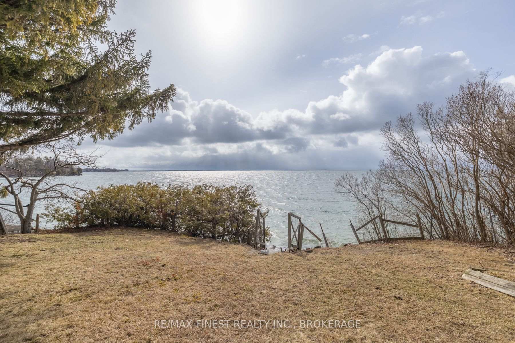 Photo 35 of 1141 Front Road, Kingston, City SouthWest — HOMEH