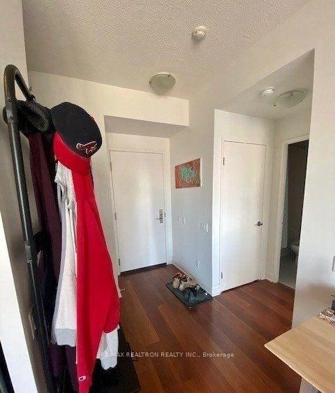 Photo 3 of Unit 1411, 83 Redpath Avenue, Toronto, Mount Pleasant West — HOMEH