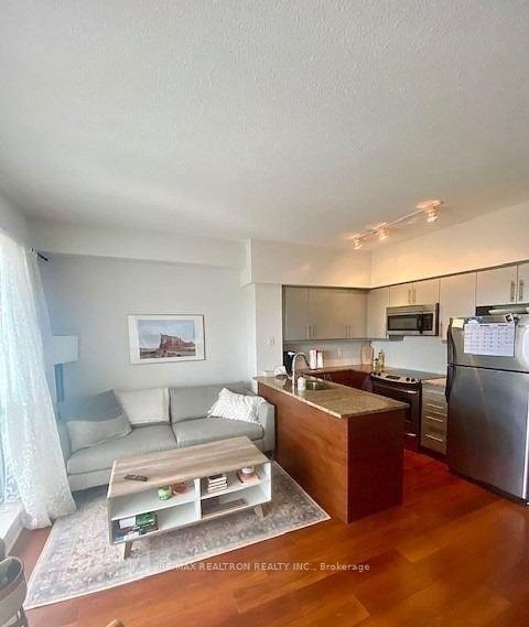 Photo 7 of Unit 1411, 83 Redpath Avenue, Toronto, Mount Pleasant West — HOMEH