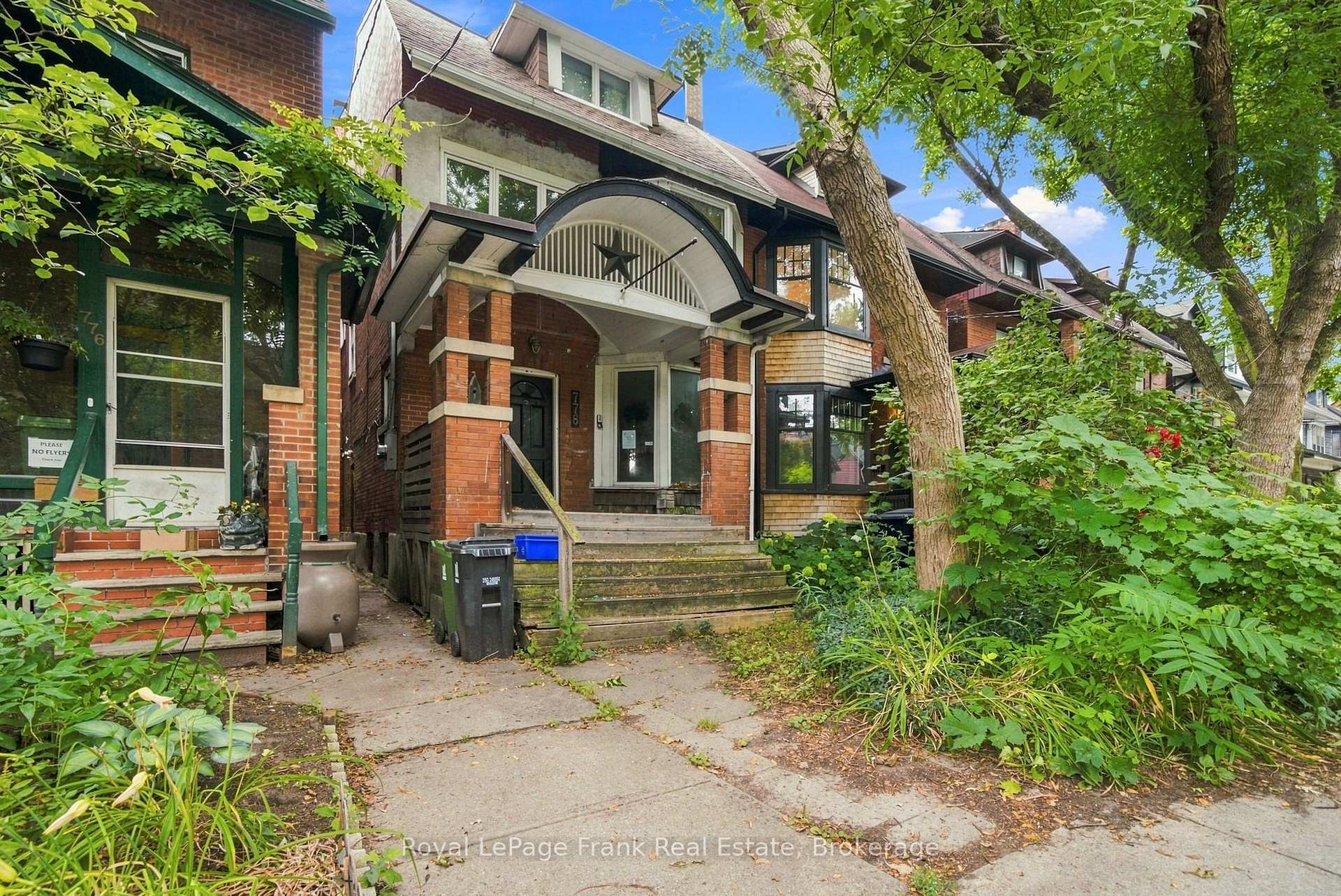 Photo 2 of 778 Shaw Street, Toronto, Dovercourt-Wallace Emerson-Junction — HOMEH