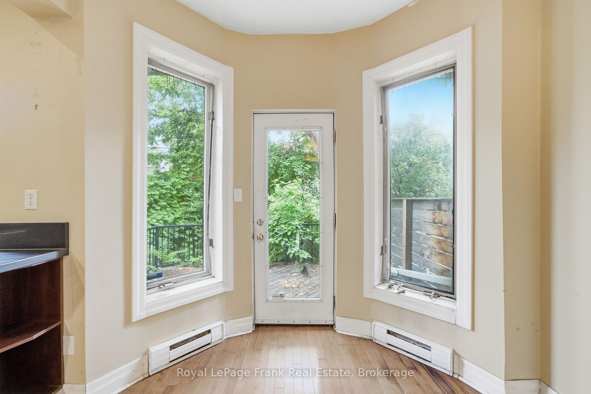 Photo 5 of 778 Shaw Street, Toronto, Dovercourt-Wallace Emerson-Junction — HOMEH