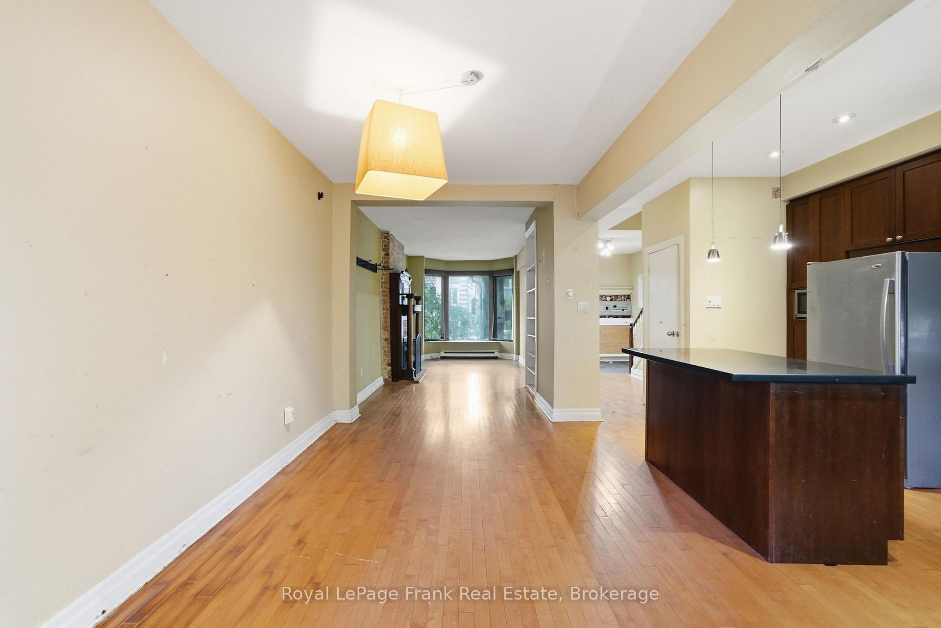 Photo 8 of 778 Shaw Street, Toronto, Dovercourt-Wallace Emerson-Junction — HOMEH