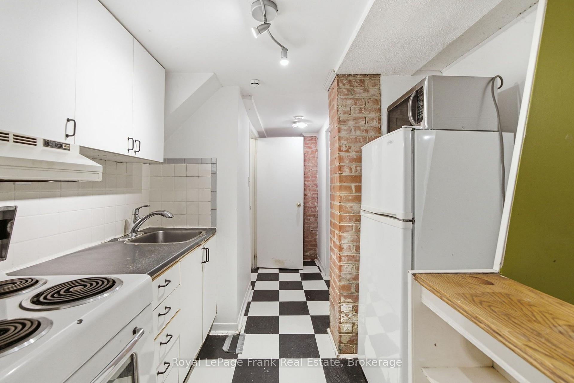 Photo 14 of 778 Shaw Street, Toronto, Dovercourt-Wallace Emerson-Junction — HOMEH