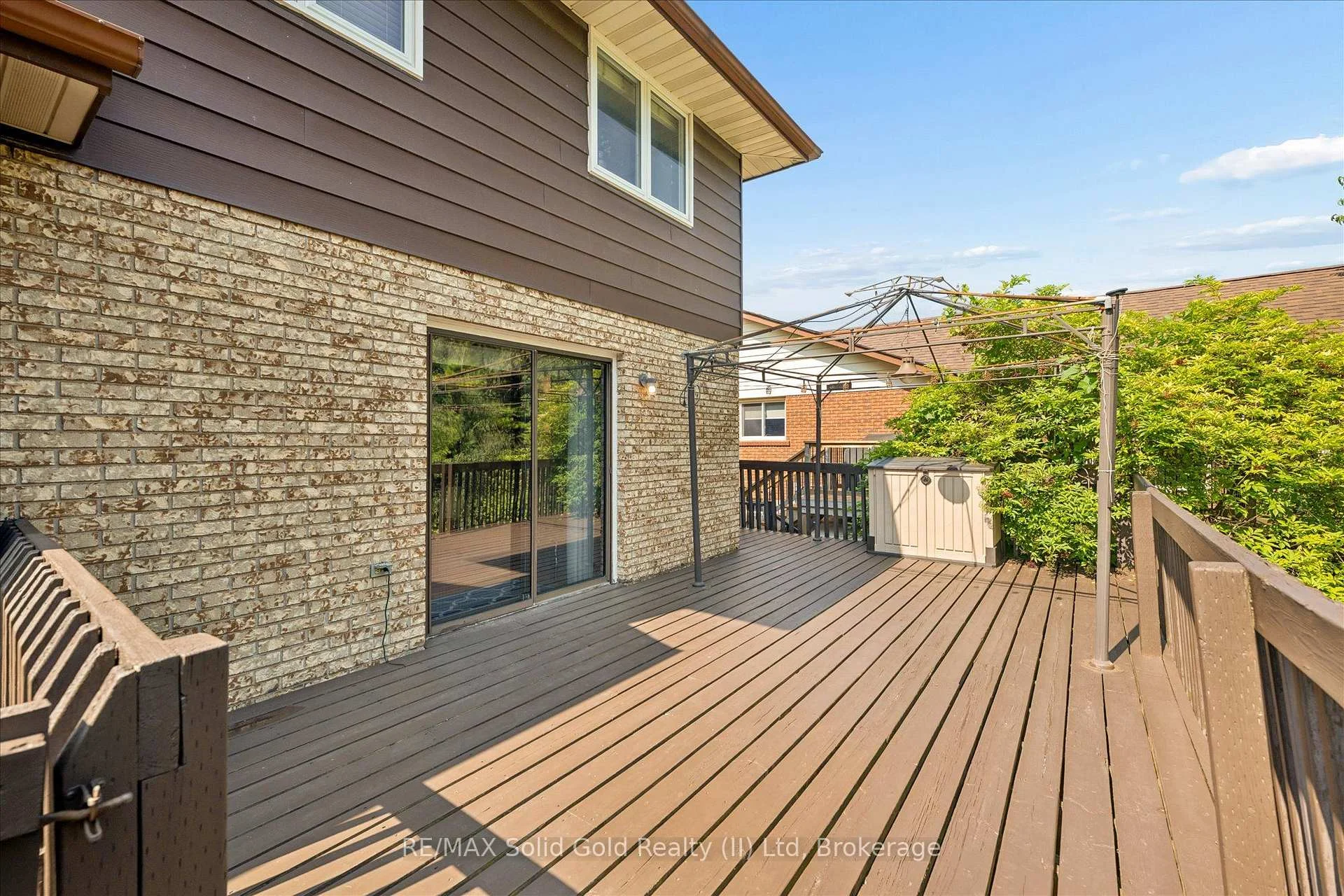 Photo 26 of 8 Perin Place, Kitchener, Pioneer Park — HOMEH