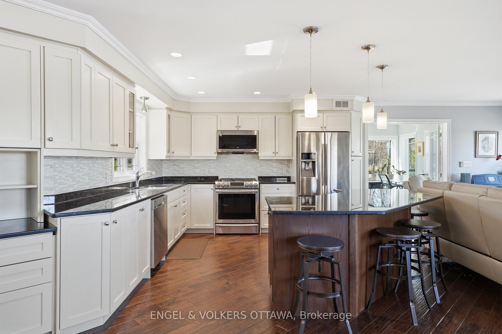 Photo 11 of 11805B 38 Highway, Frontenac, Frontenac Centre — HOMEH