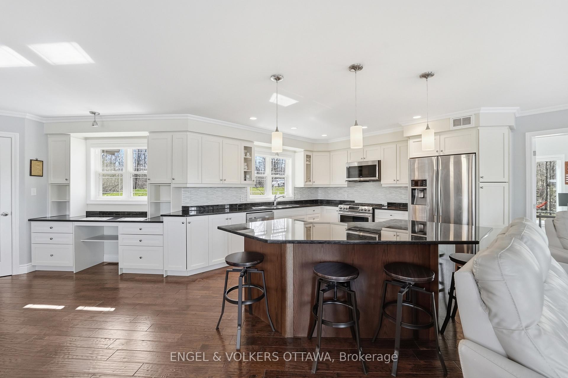 Photo 12 of 11805B 38 Highway, Frontenac, Frontenac Centre — HOMEH