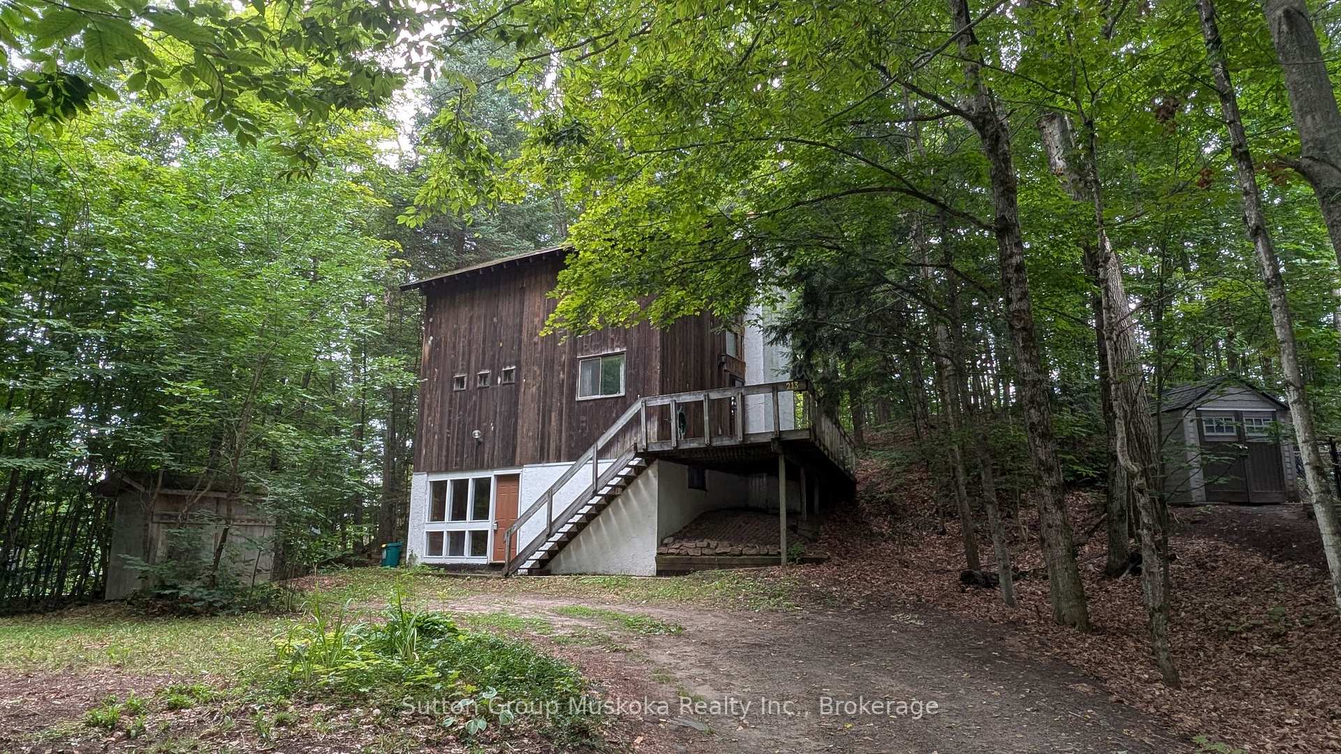 Photo of 213 Woodland Drive