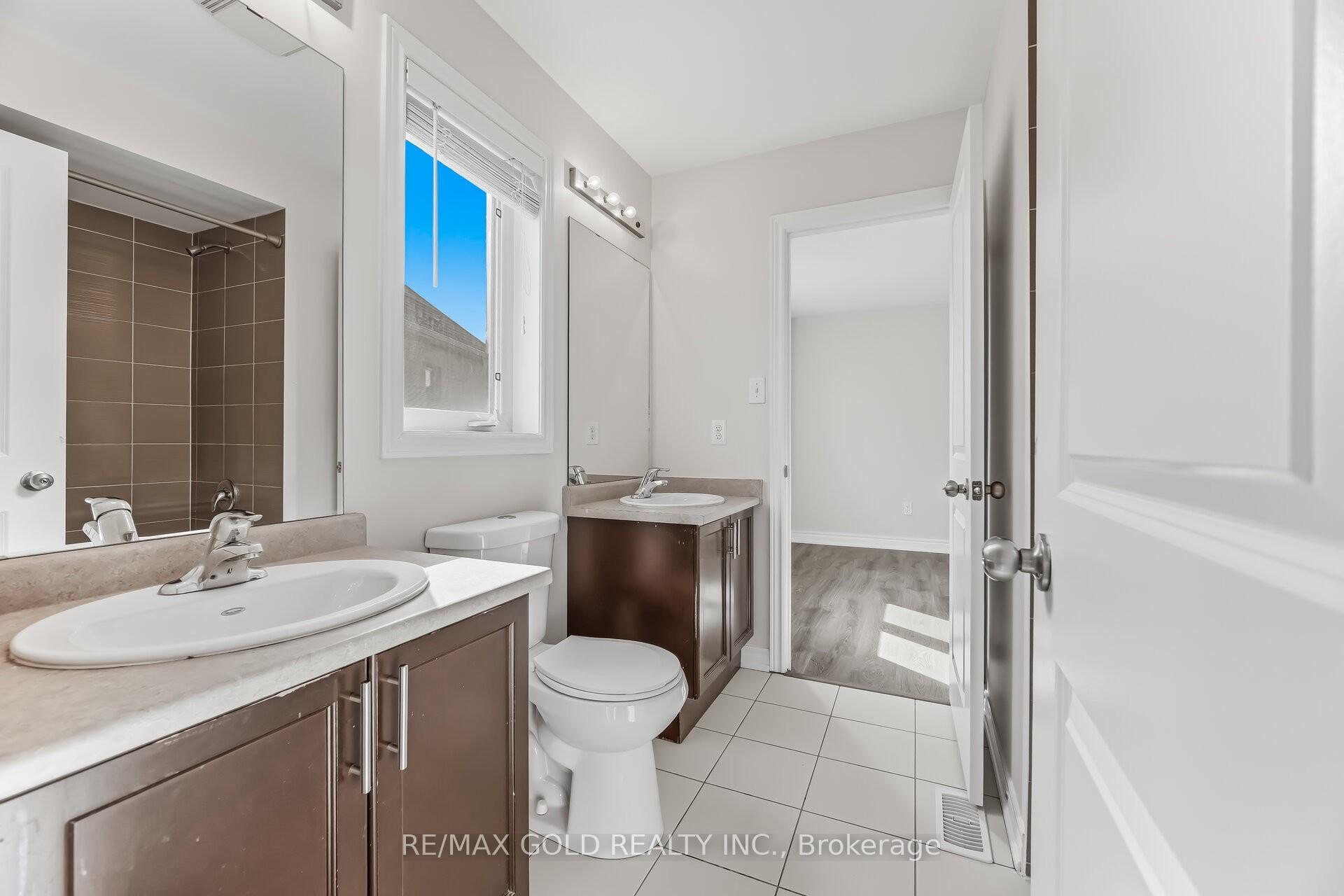 Photo 22 of 15 Junetown Circle, Brampton, Credit Valley — HOMEH