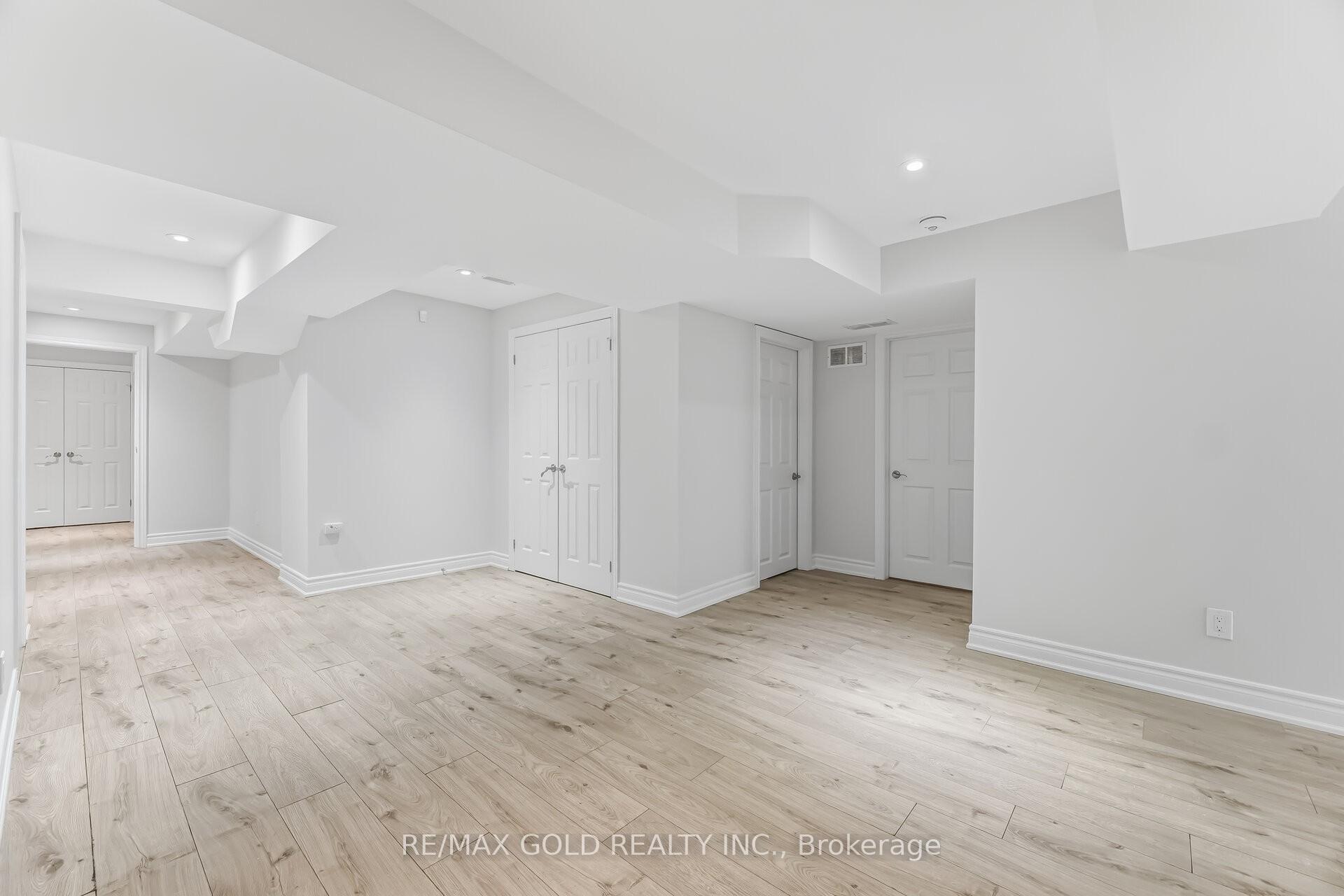 Photo 26 of 15 Junetown Circle, Brampton, Credit Valley — HOMEH