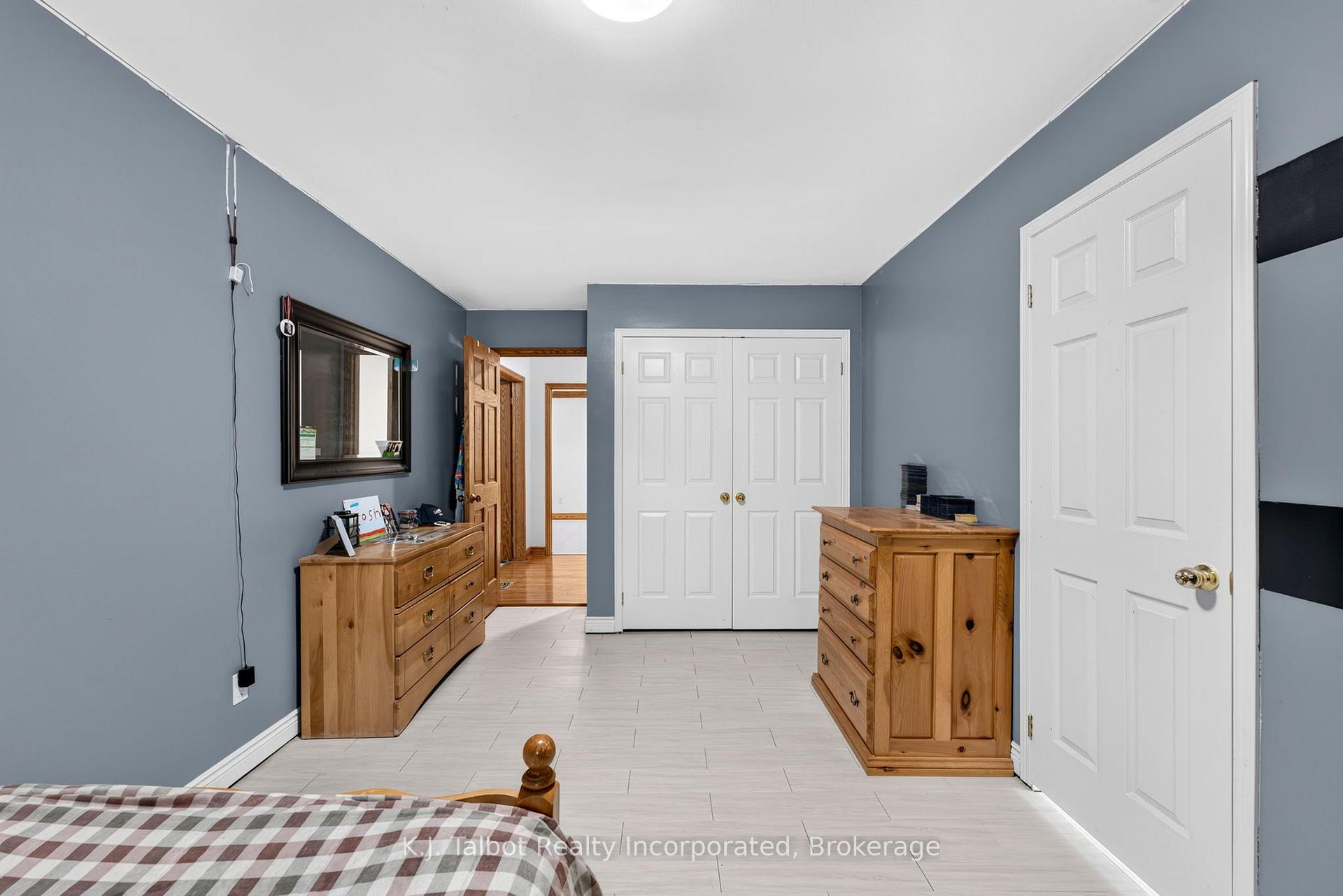 Photo 24 of 4 John Avenue, Bluewater, Bayfield — HOMEH