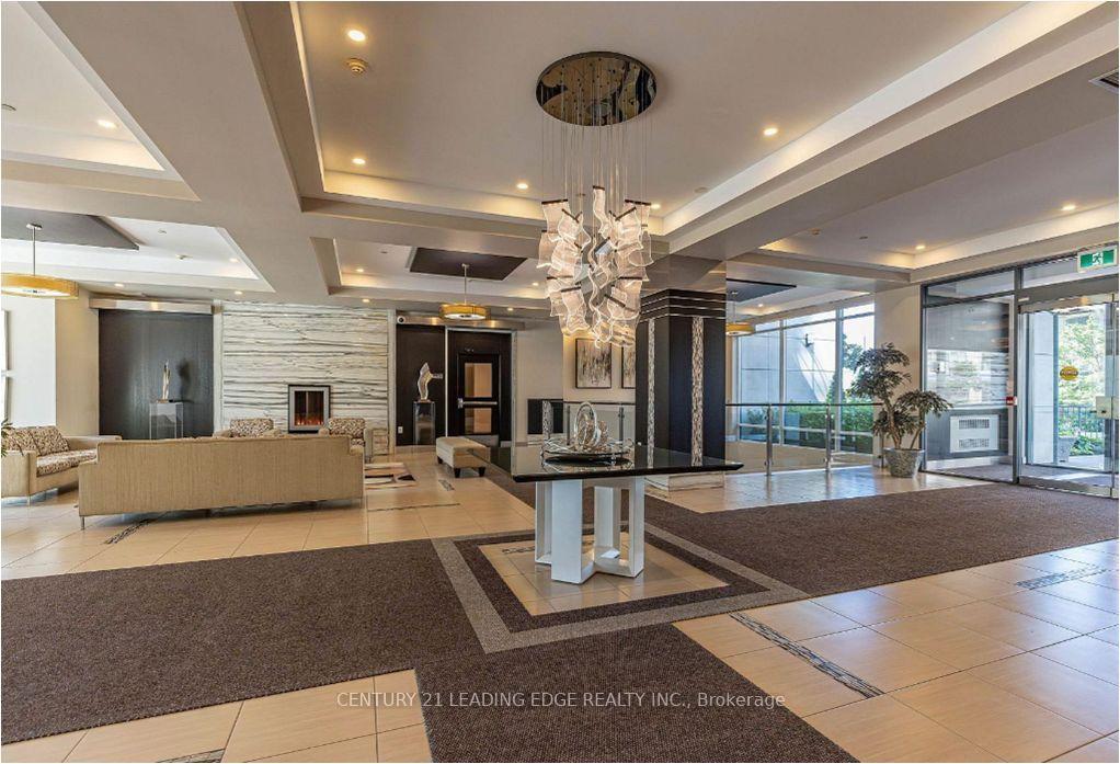 Photo 2 of Unit 105, 55 S Town Centre Boulevard, Markham, Unionville — HOMEH
