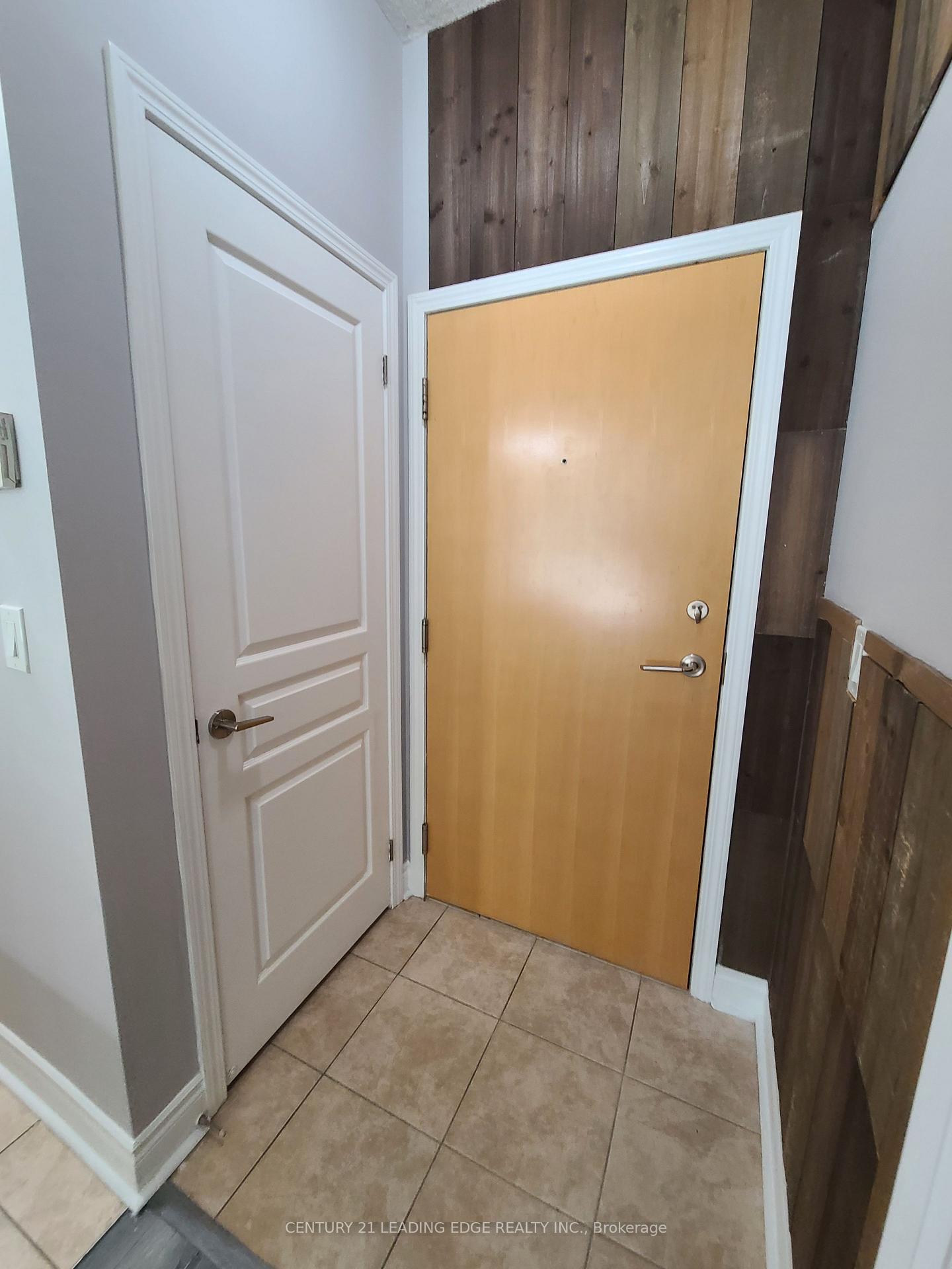 Photo 5 of Unit 105, 55 S Town Centre Boulevard, Markham, Unionville — HOMEH