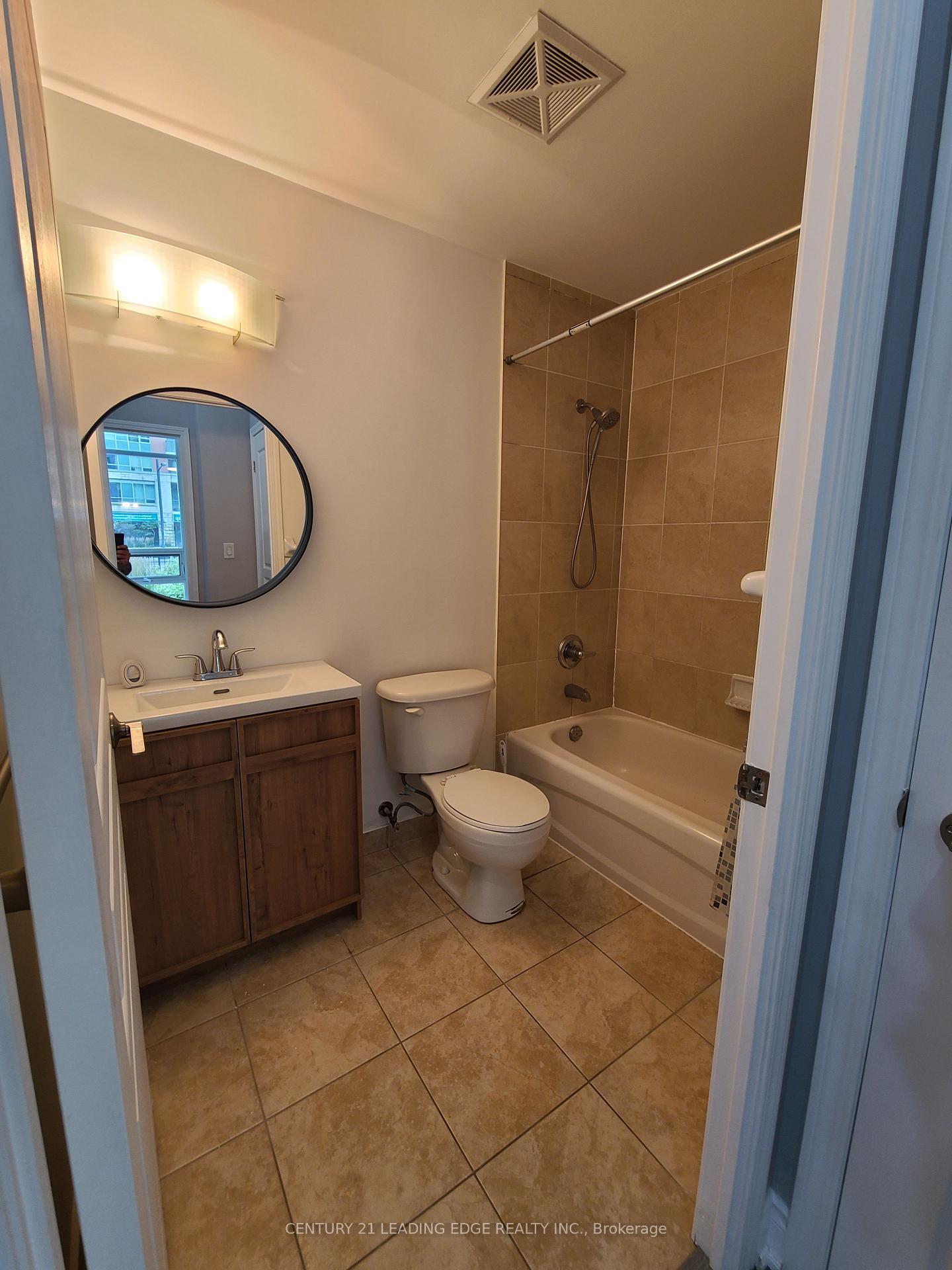Photo 16 of Unit 105, 55 S Town Centre Boulevard, Markham, Unionville — HOMEH