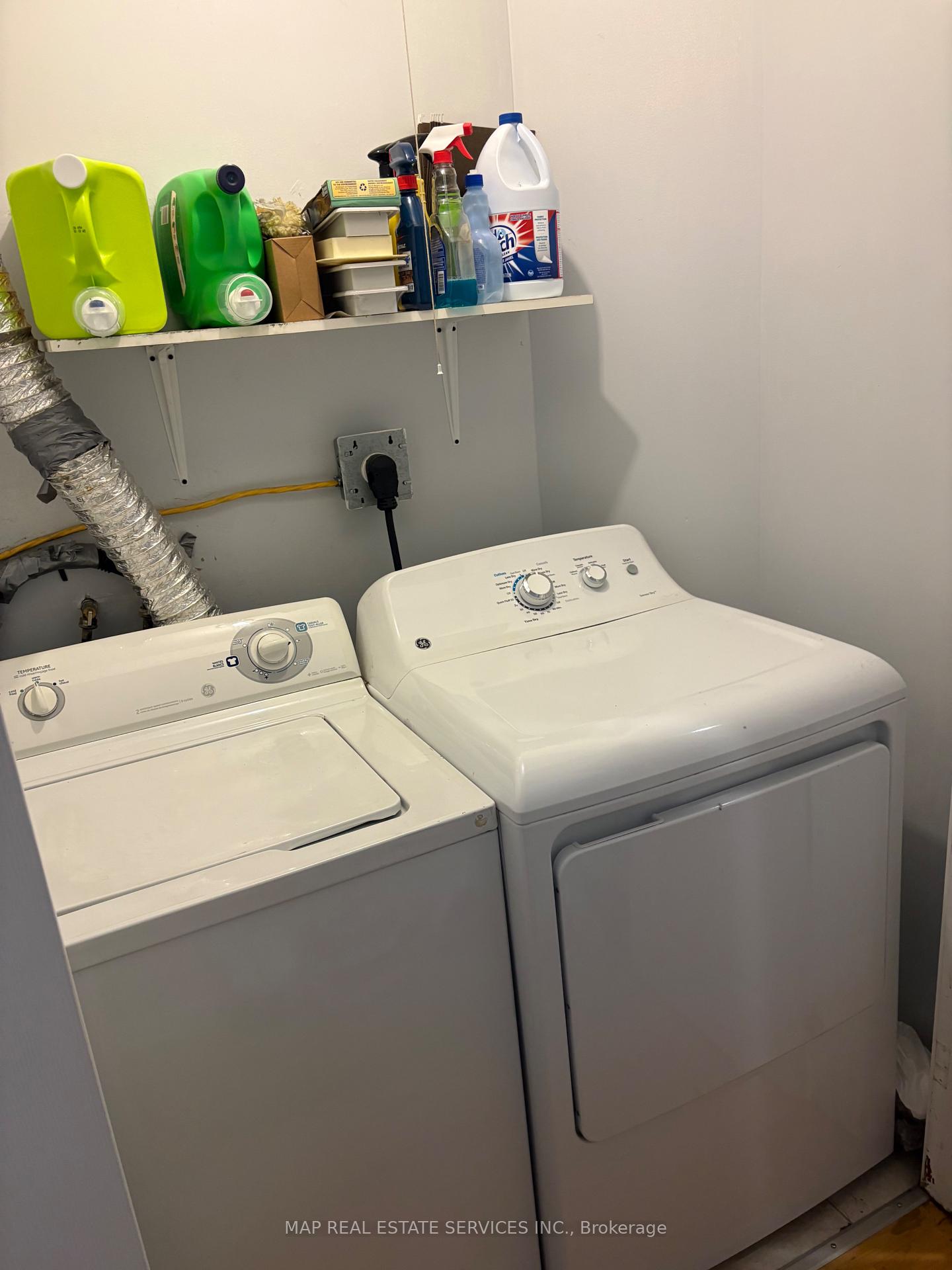 Photo 9 of 844 Browns Line, Etobicoke, Alderwood — HOMEH