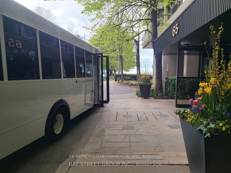 Photo 24 of Unit 3305, 65 Harbour Square, Toronto, Waterfront Communities — HOMEH