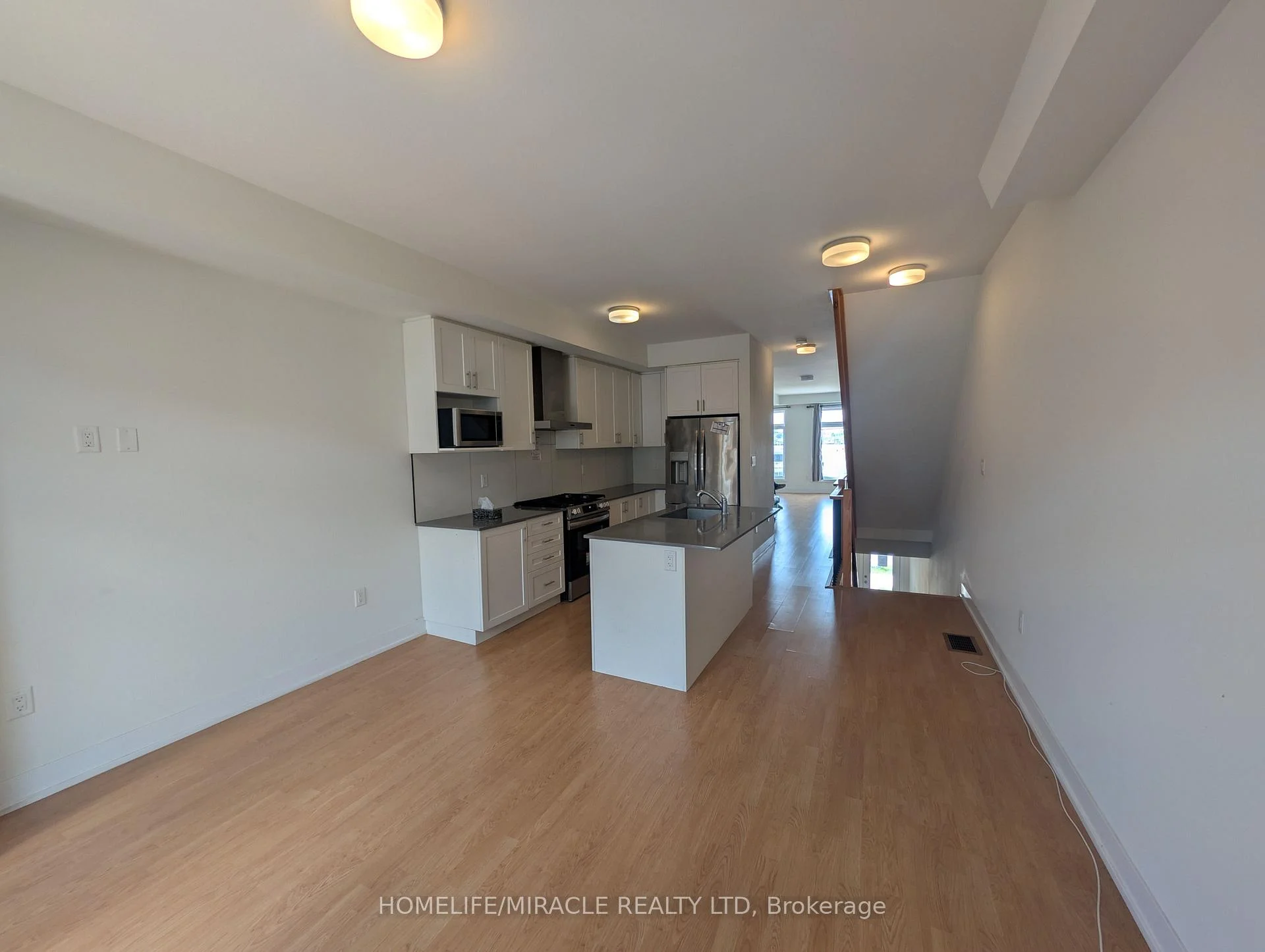 Photo 12 of 1553 Midland Avenue, Scarborough, Bendale — HOMEH