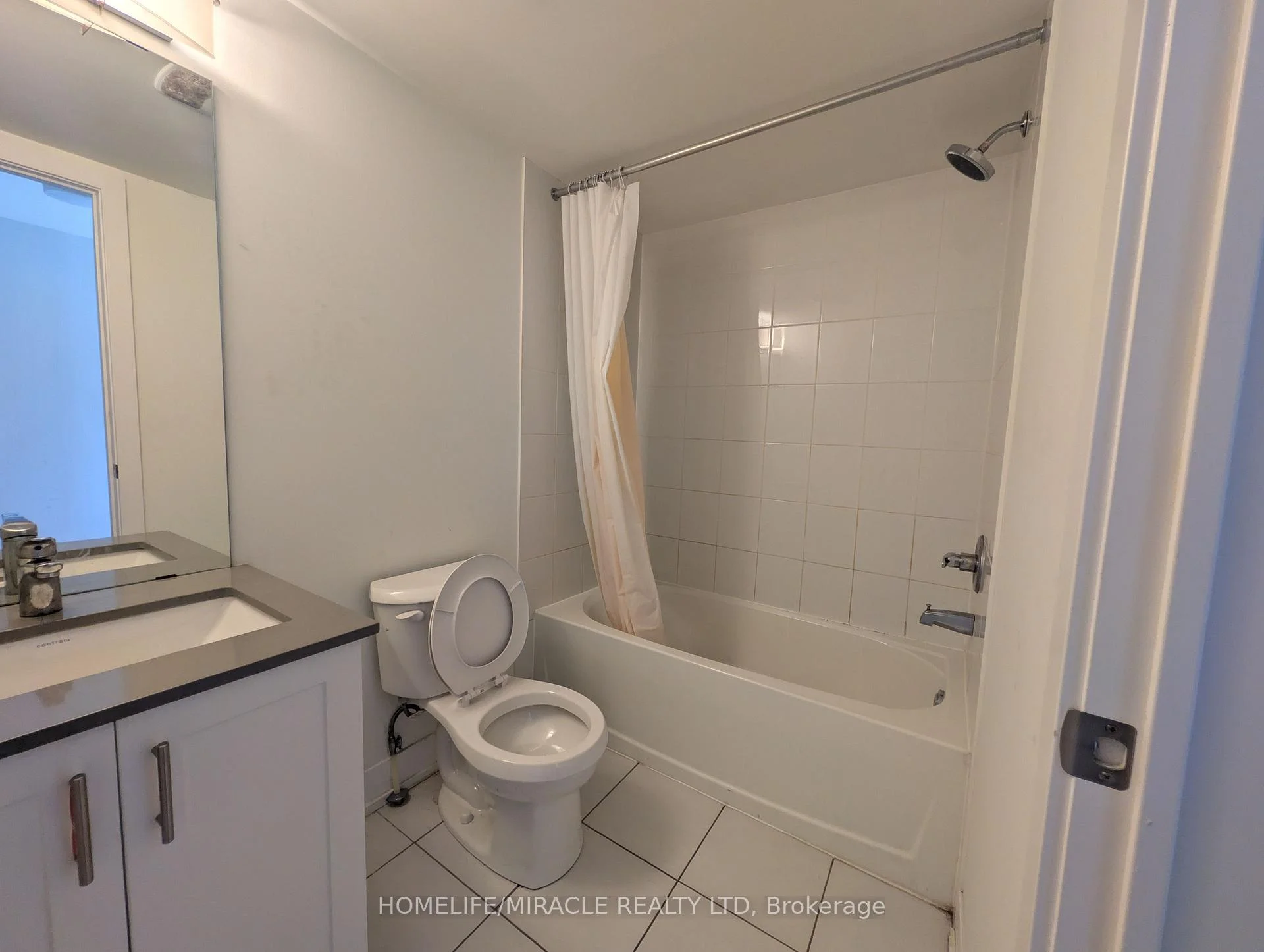Photo 17 of 1553 Midland Avenue, Scarborough, Bendale — HOMEH